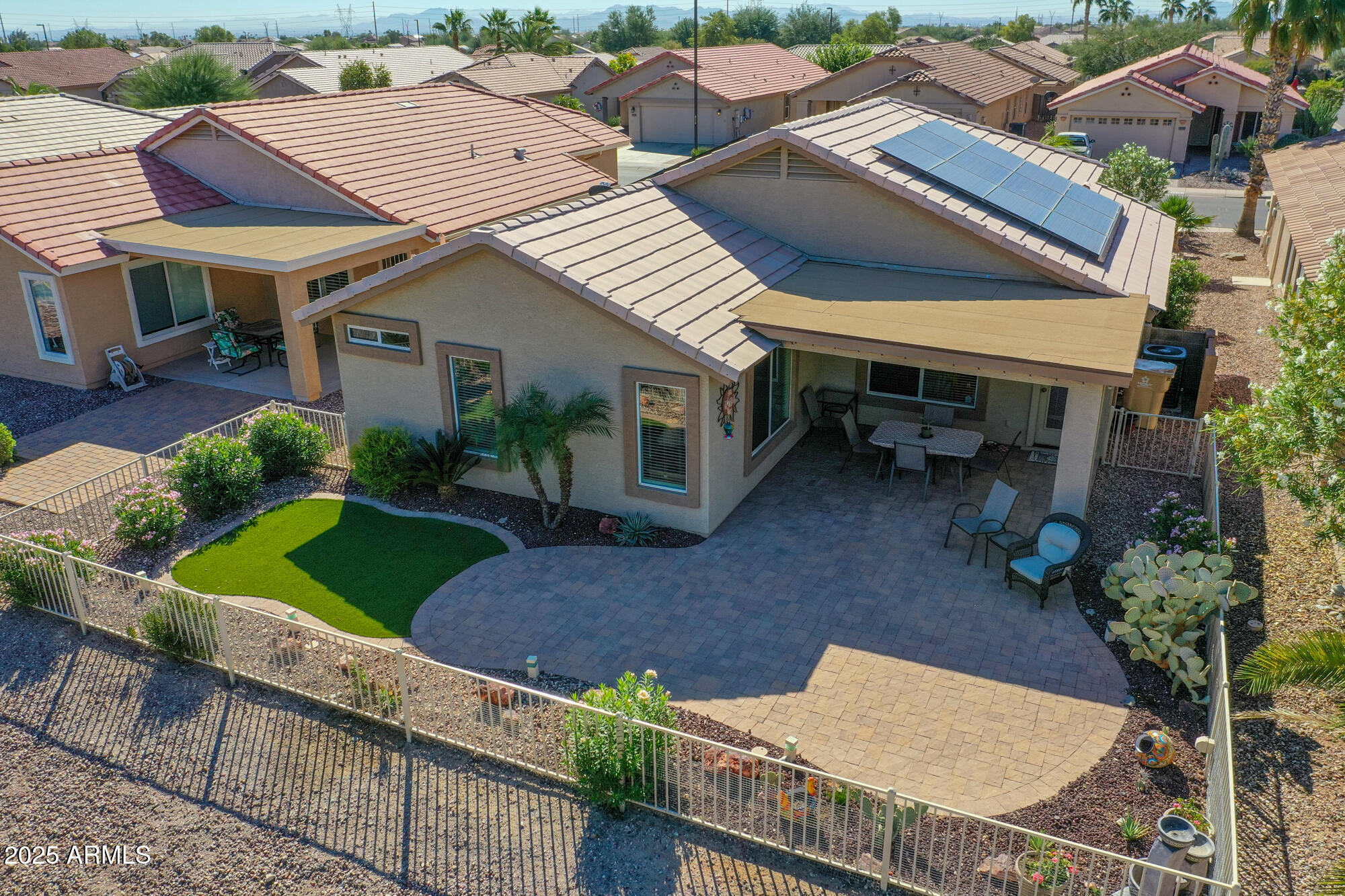 Buckeye, Arizona 85326, United States, 2 Bedrooms Bedrooms, ,2 BathroomsBathrooms,Residential,Pending,253333