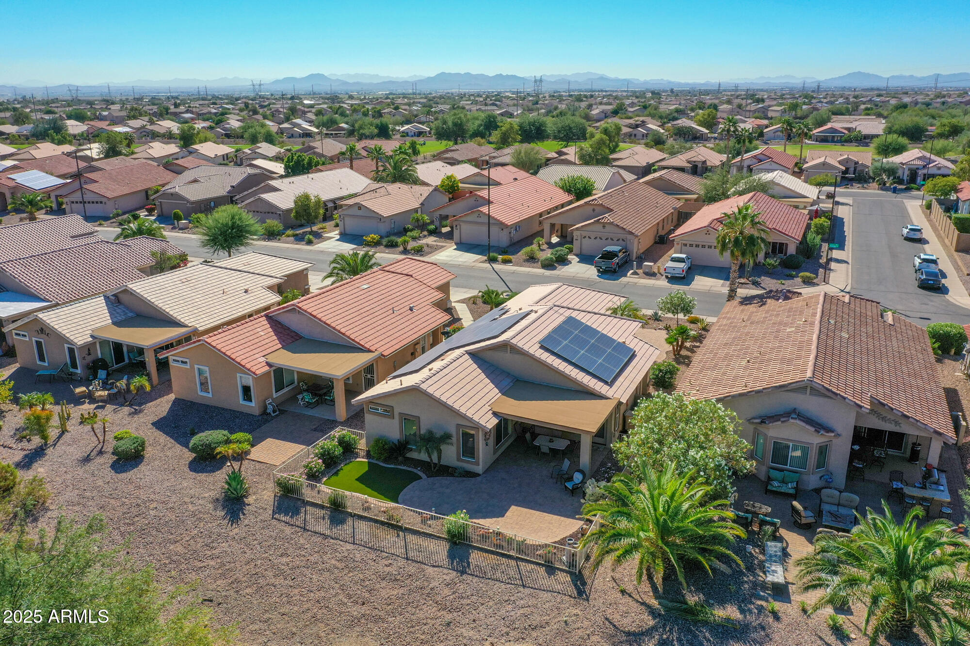 Buckeye, Arizona 85326, United States, 2 Bedrooms Bedrooms, ,2 BathroomsBathrooms,Residential,Pending,253333