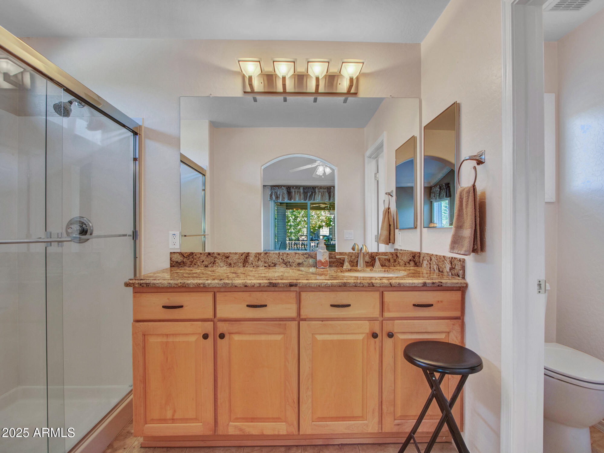 Buckeye, Arizona 85326, United States, 2 Bedrooms Bedrooms, ,2 BathroomsBathrooms,Residential,Pending,253333