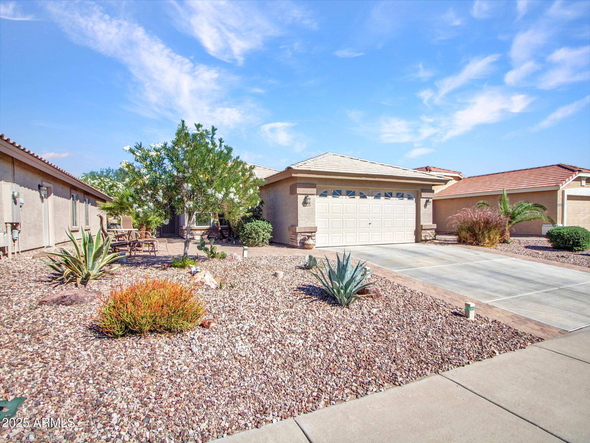Buckeye, Arizona 85326, United States, 2 Bedrooms Bedrooms, ,2 BathroomsBathrooms,Residential,Pending,253333
