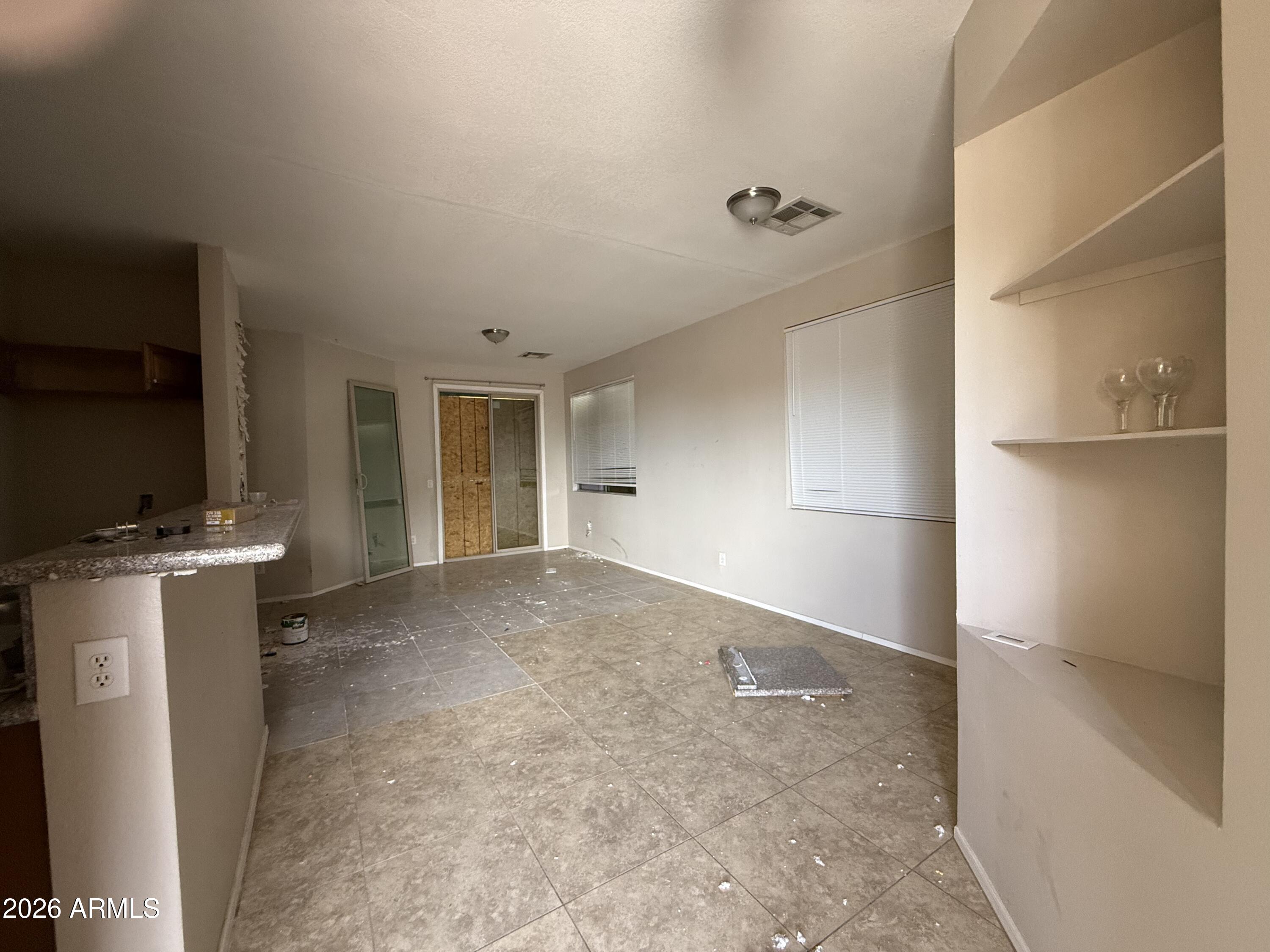 6537 S 15TH Drive