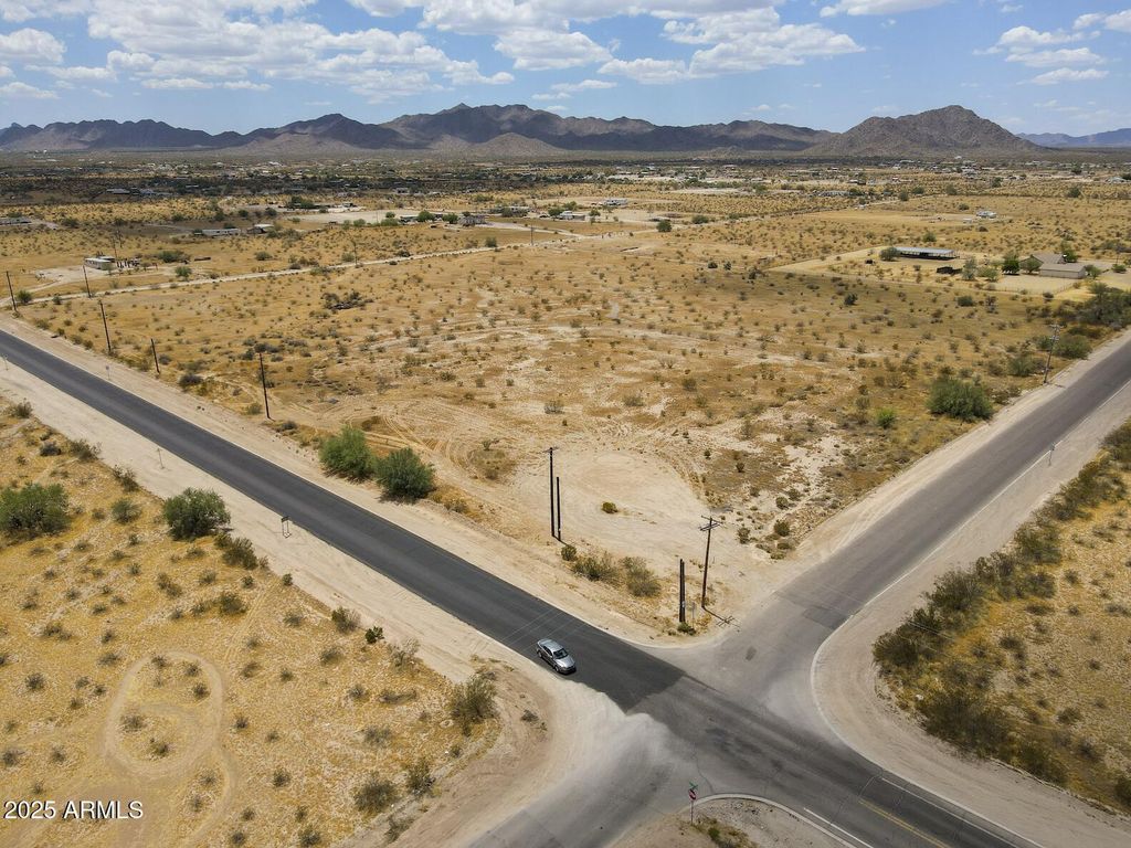 Photo of 52855 W Barnes Road #1, Maricopa, AZ 85139 (MLS # 6816168)