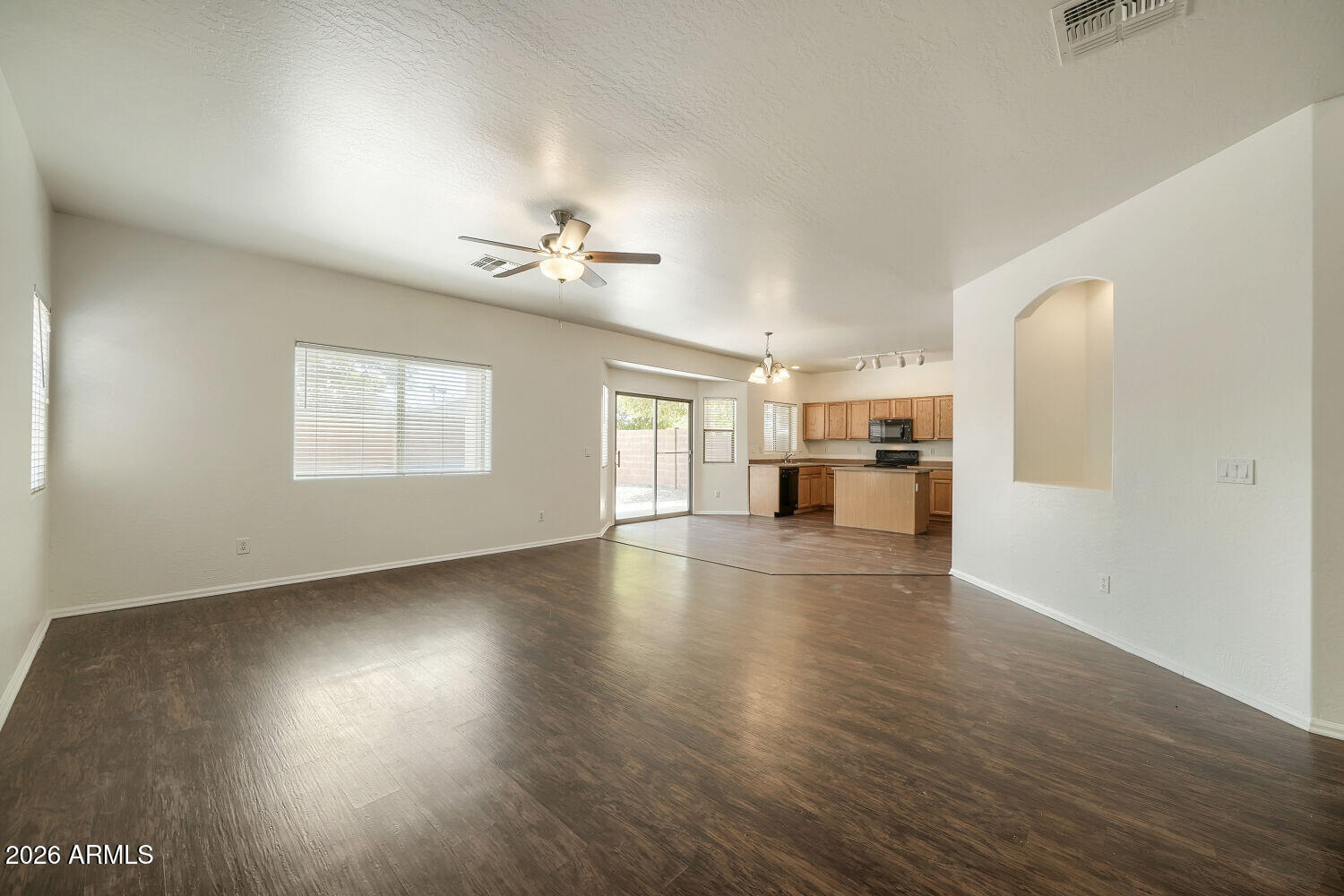 1509 S 123RD Drive