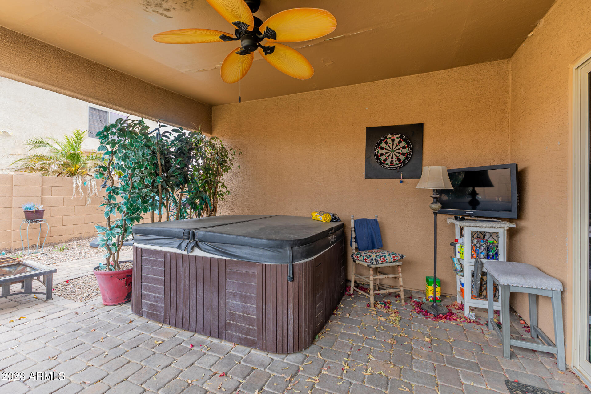 6816 E SUPERSTITION Way