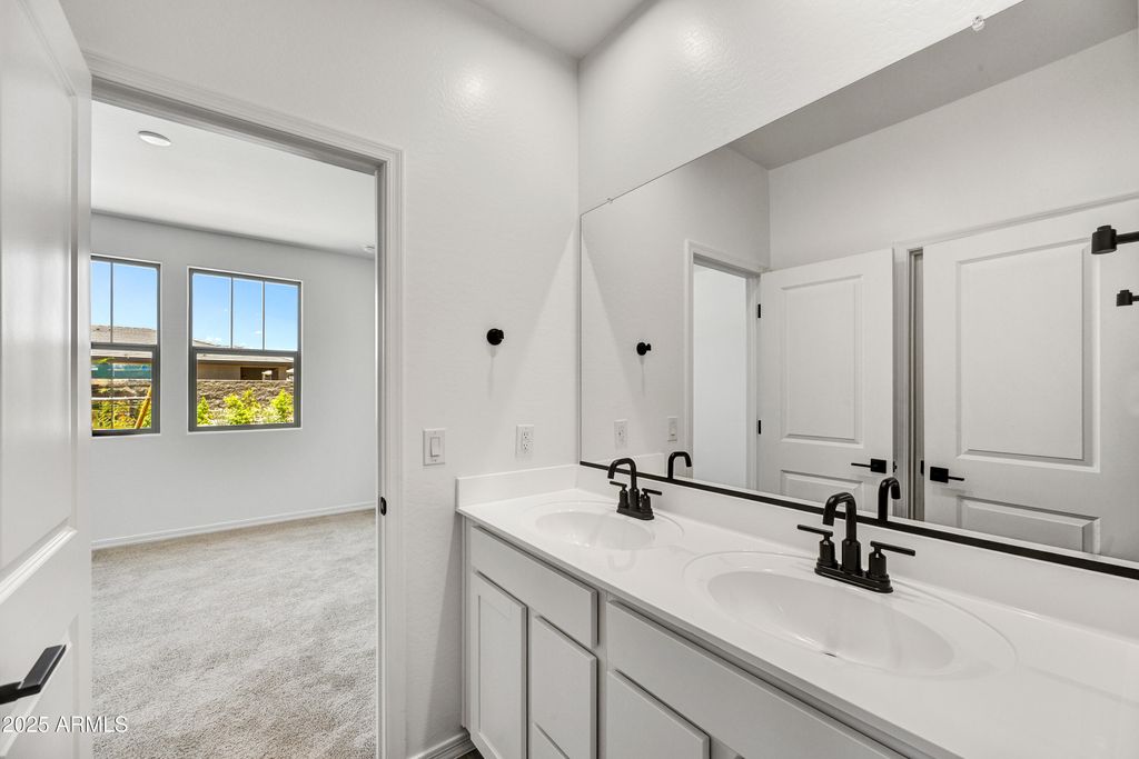 Photo of 5863 N 193rd Drive, Litchfield Park, AZ 85340 (MLS # 6904612)
