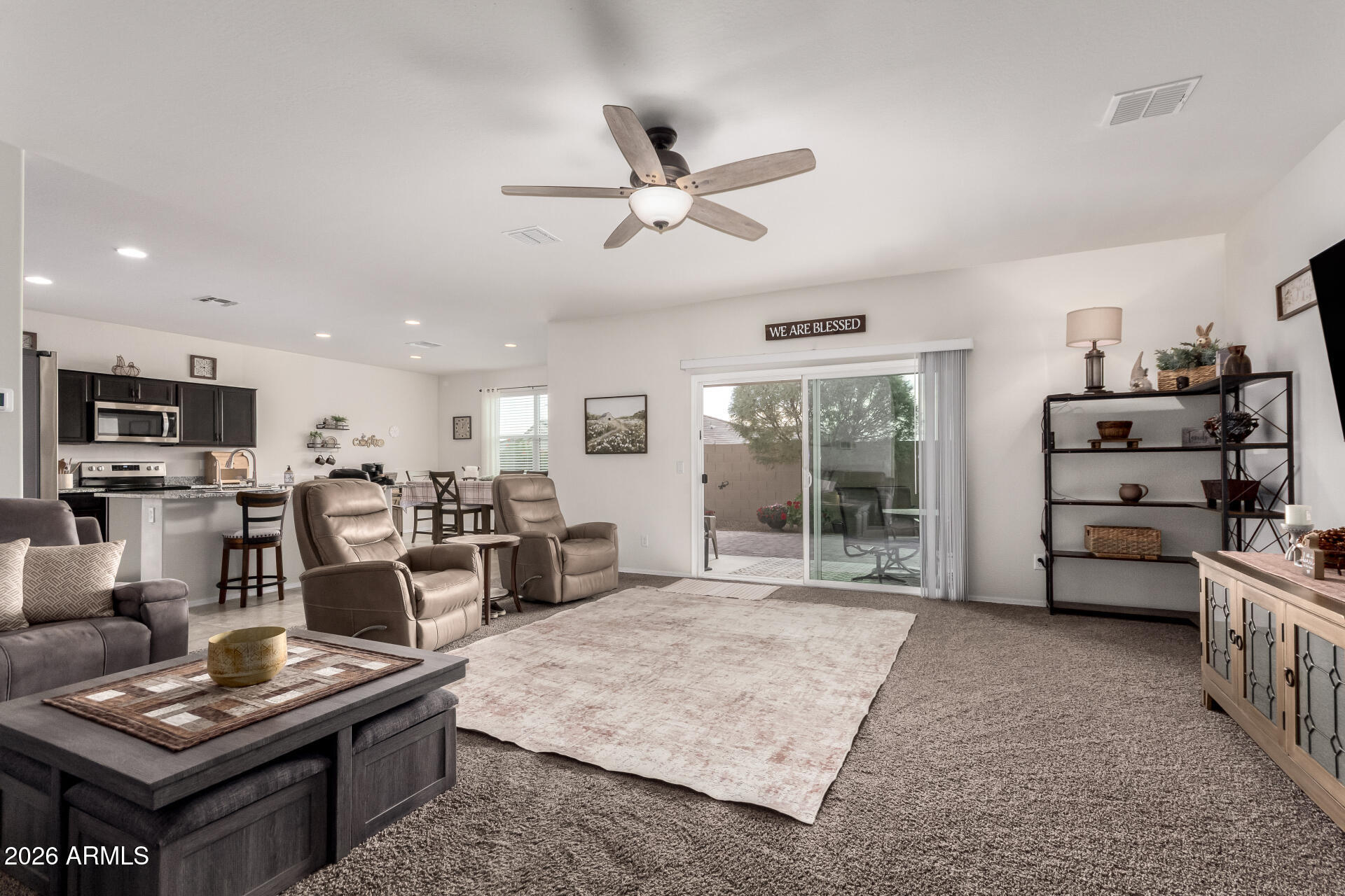 1015 W DESCANSO CANYON Drive