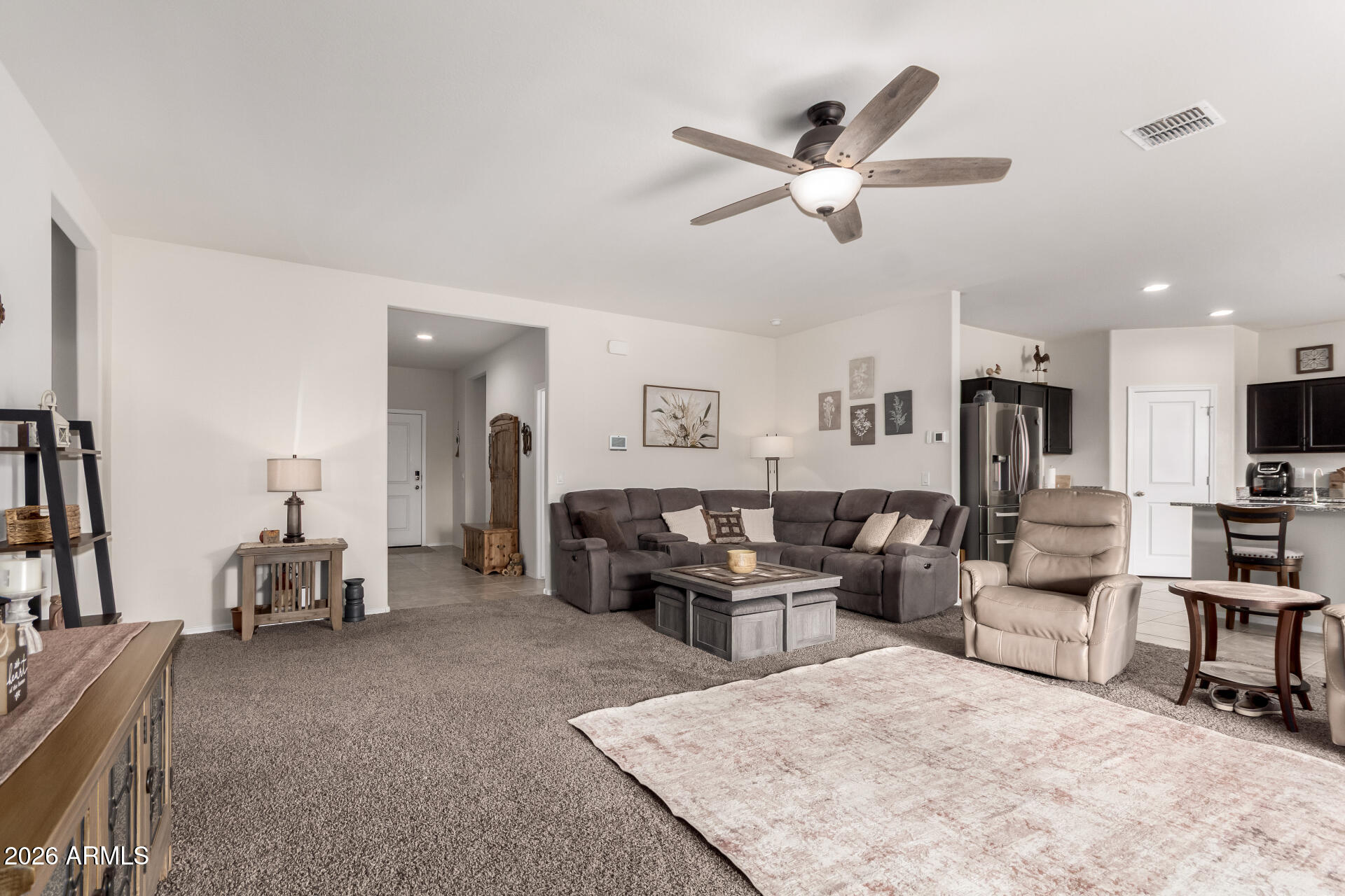 1015 W DESCANSO CANYON Drive