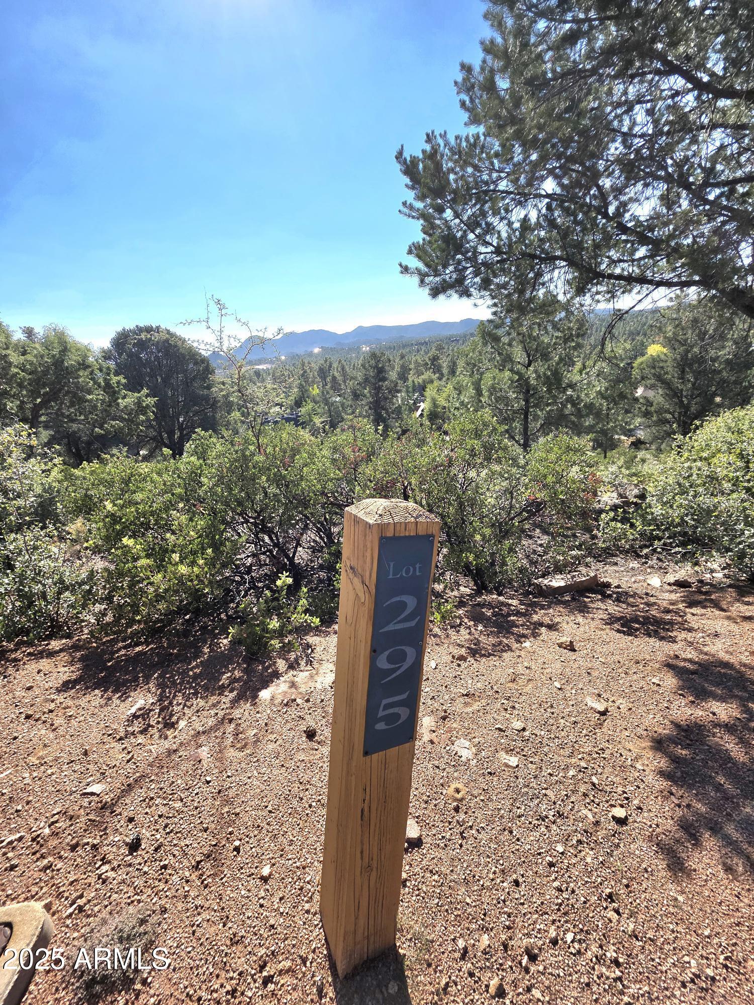 2403 E MORNING GLORY Circle 295