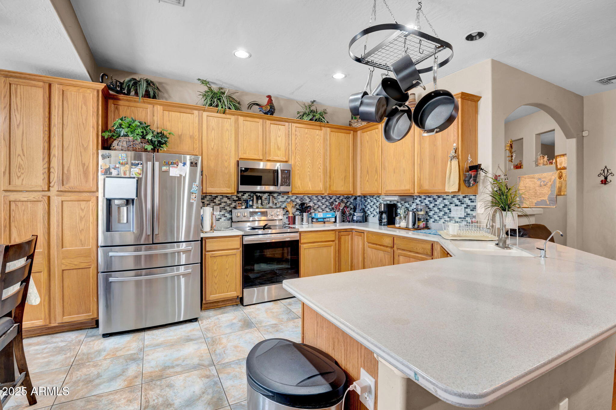 7814 W ENCINAS Lane