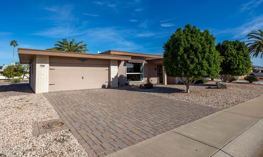 Photo of 9528 W Indian Hills Drive, Sun City, AZ 85351 (MLS # 6963635)
