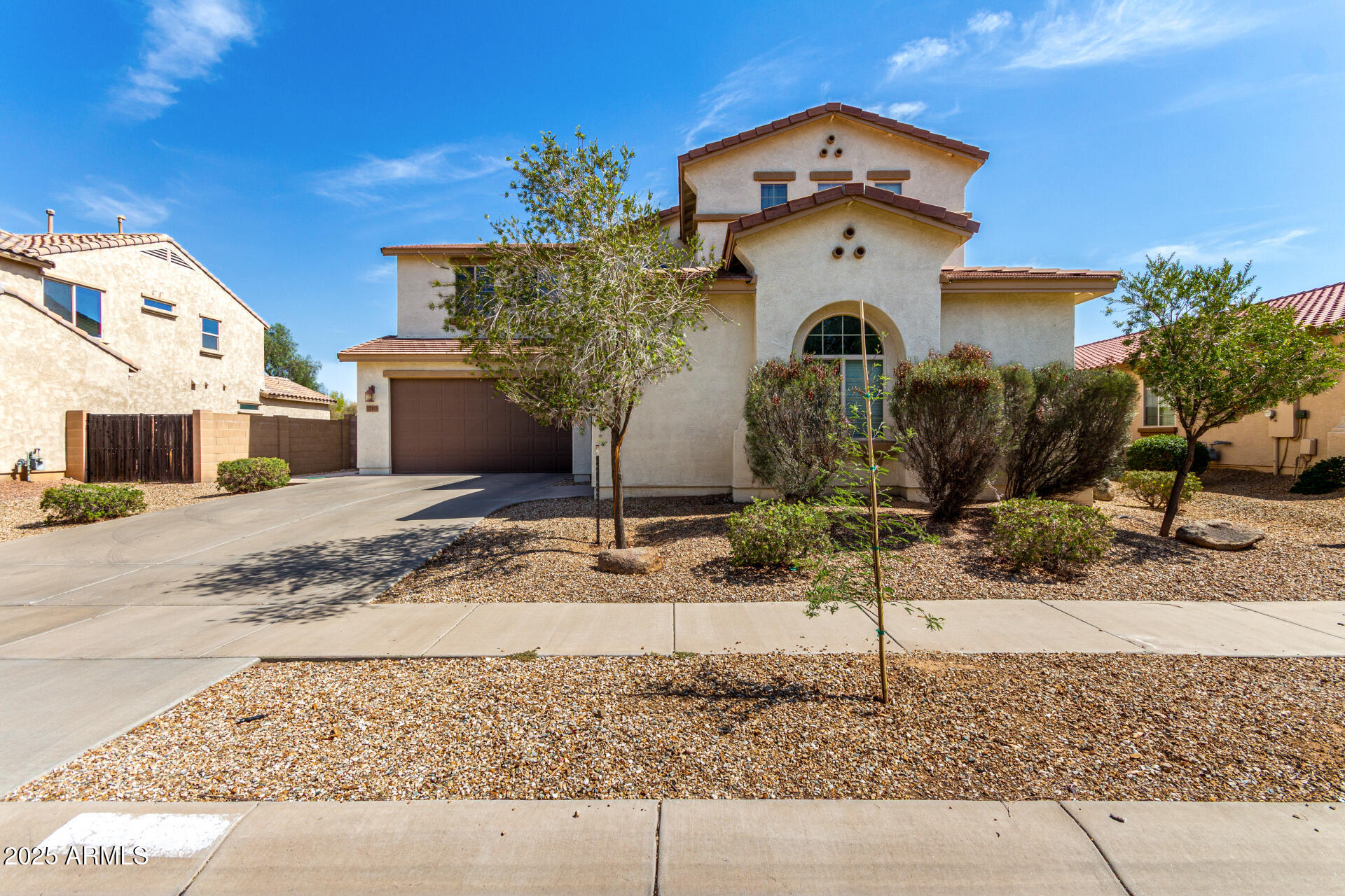 17153 W GAMBIT Trail
