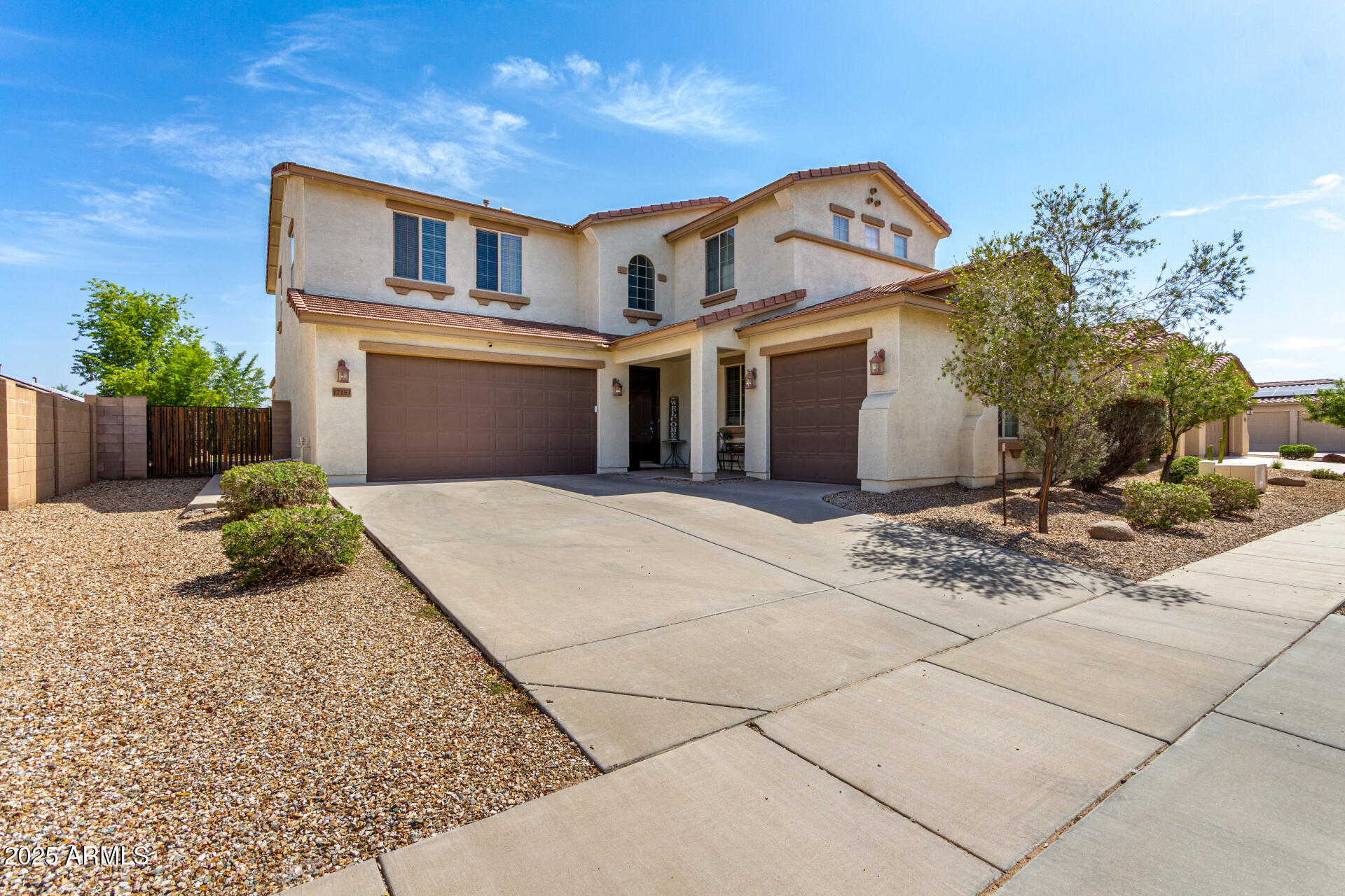 17153 W GAMBIT Trail