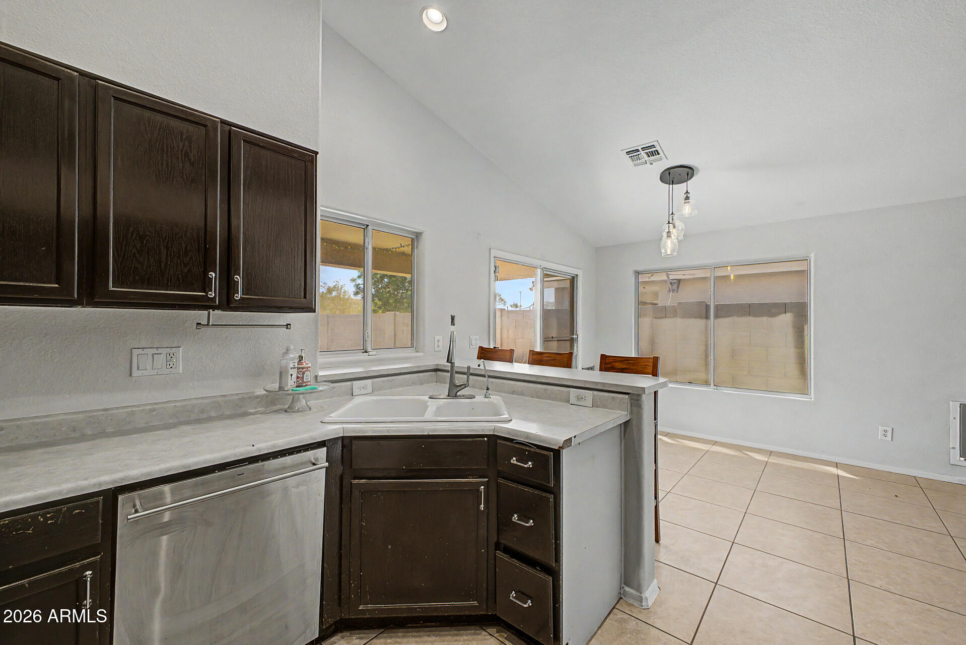 STONEGATE ESTATES - Residential