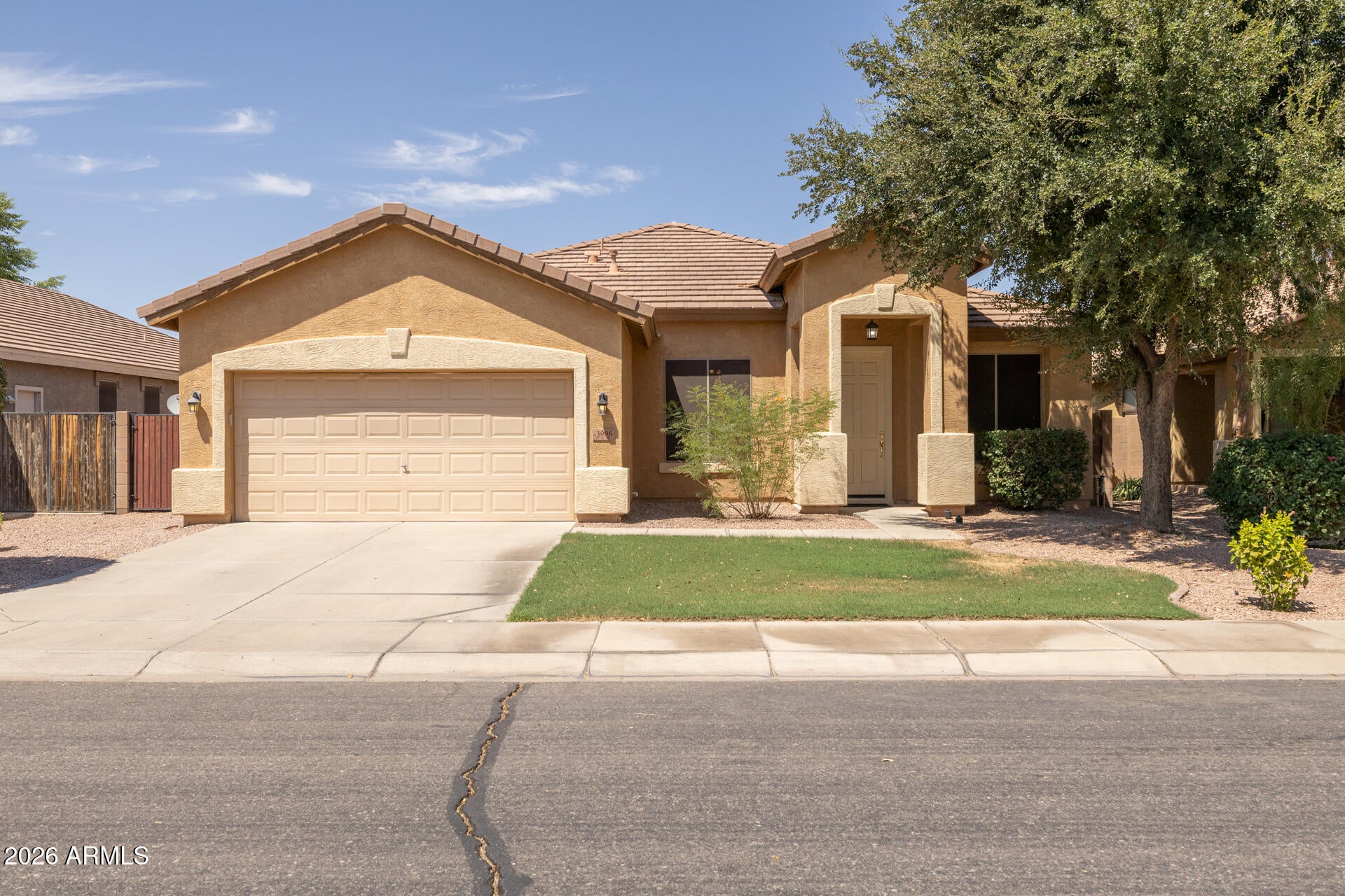 3096 E KINGBIRD Place