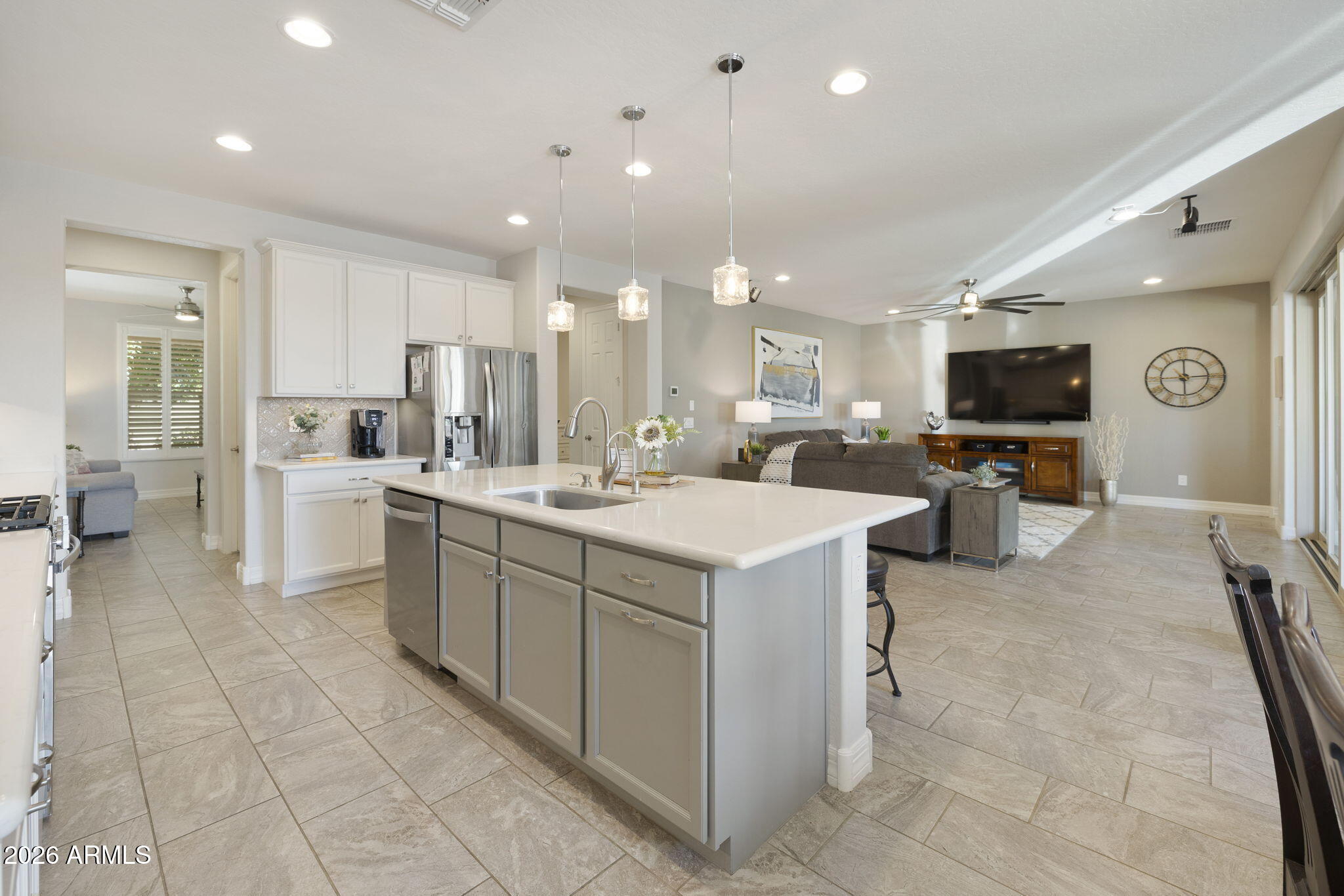 5730 S WINCHESTER --