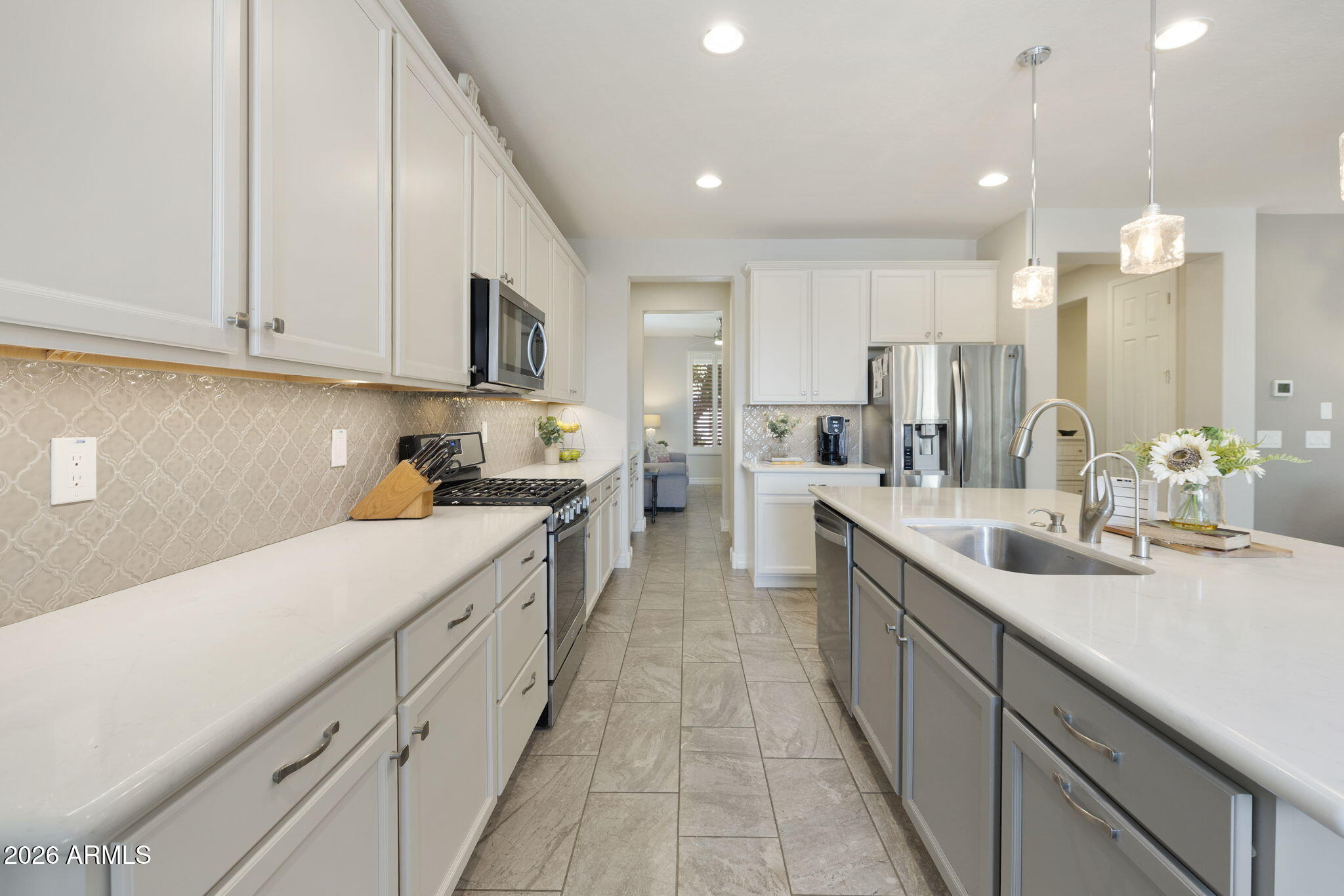 5730 S WINCHESTER --
