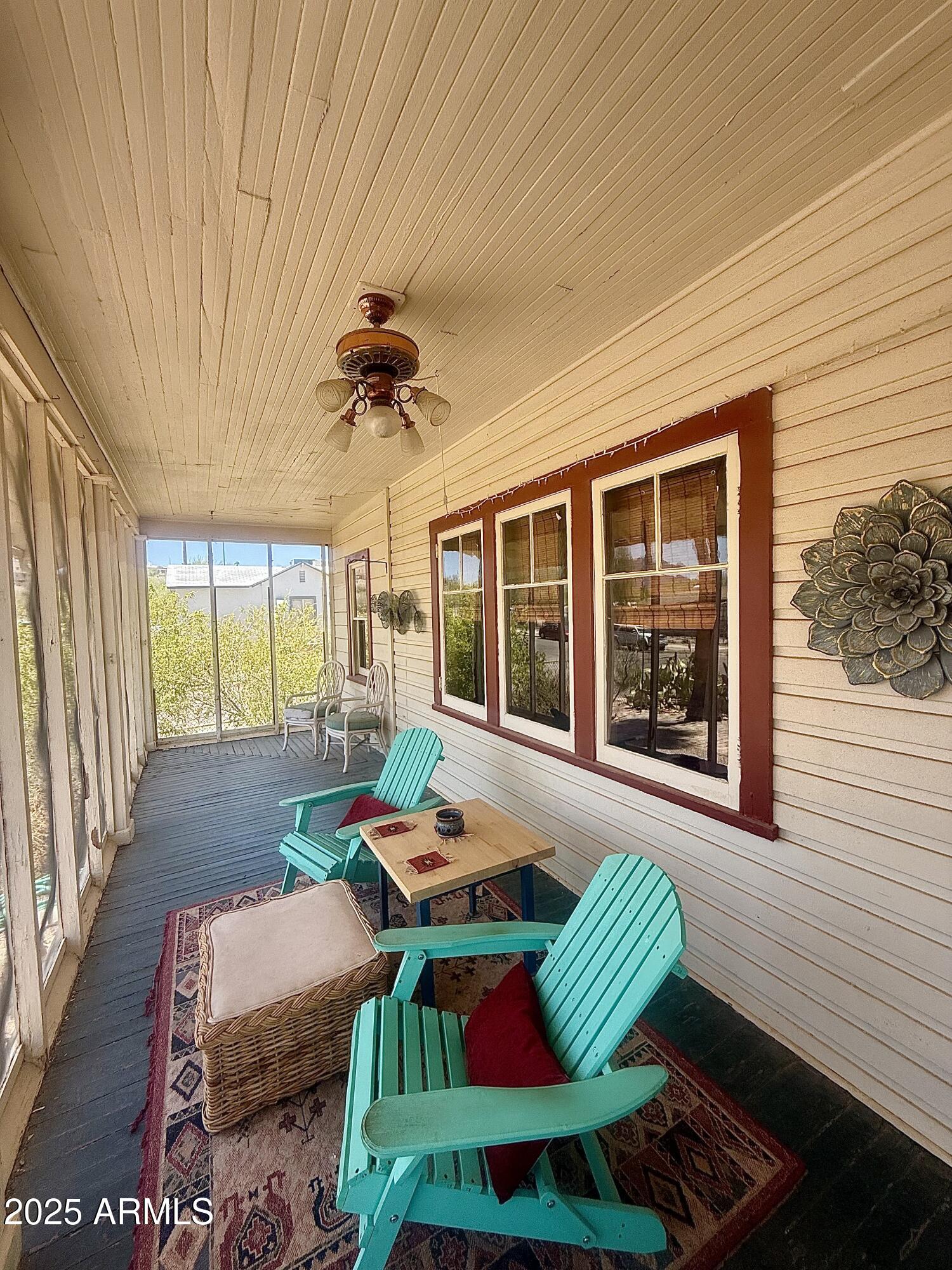 340 W LA MINA Avenue