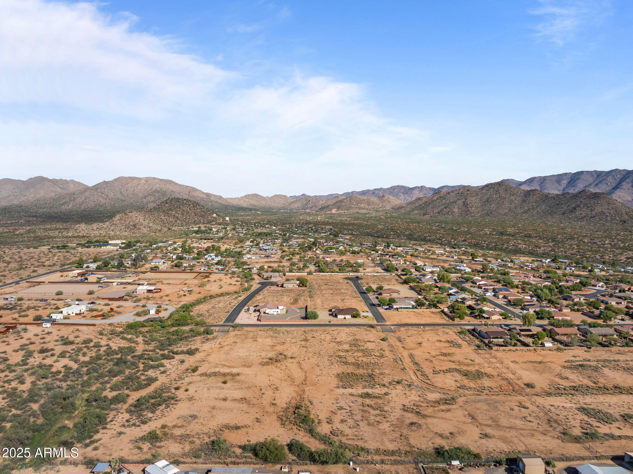 22781 W WEAVER VALLEY Drive -