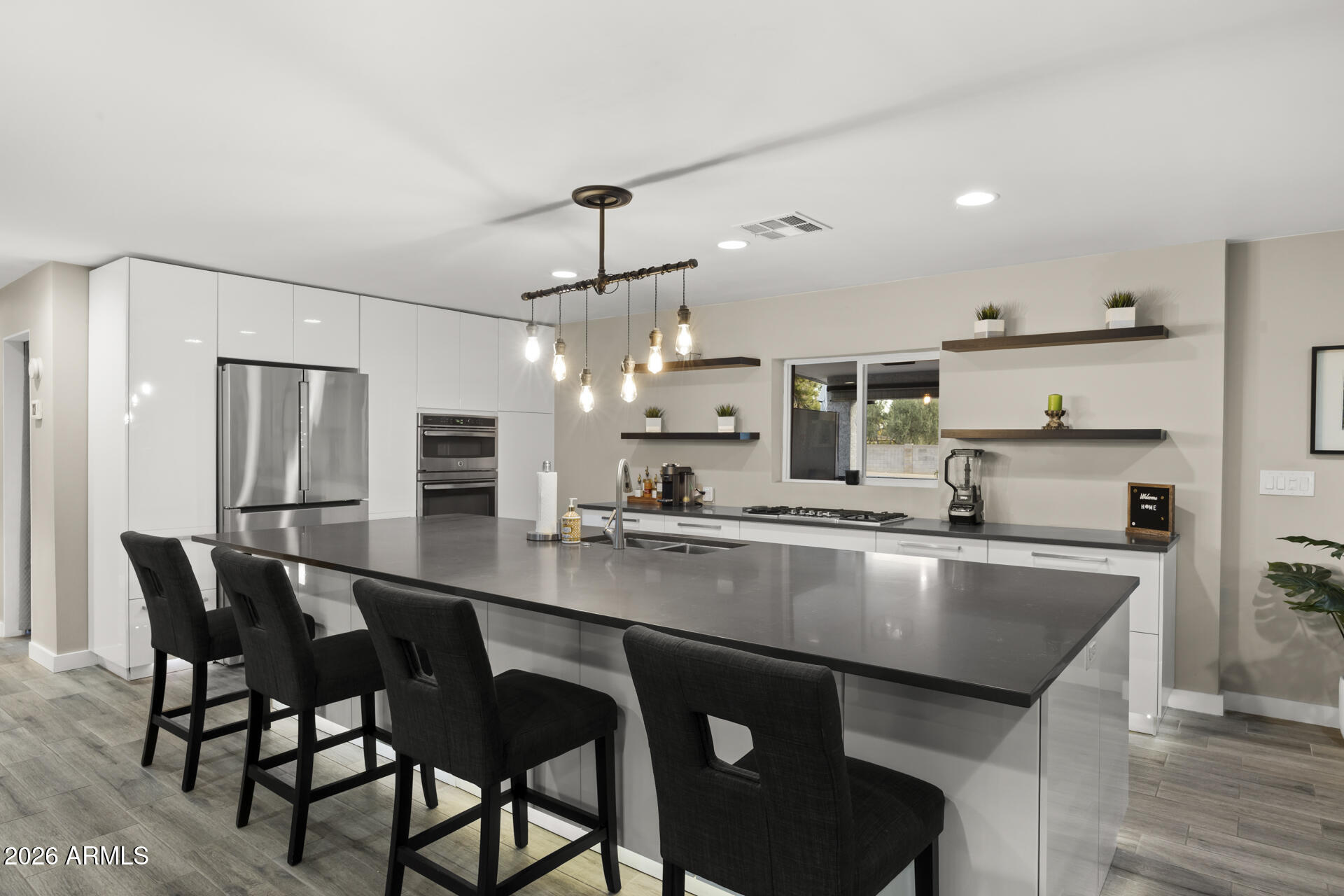 6421 E CORRINE Drive