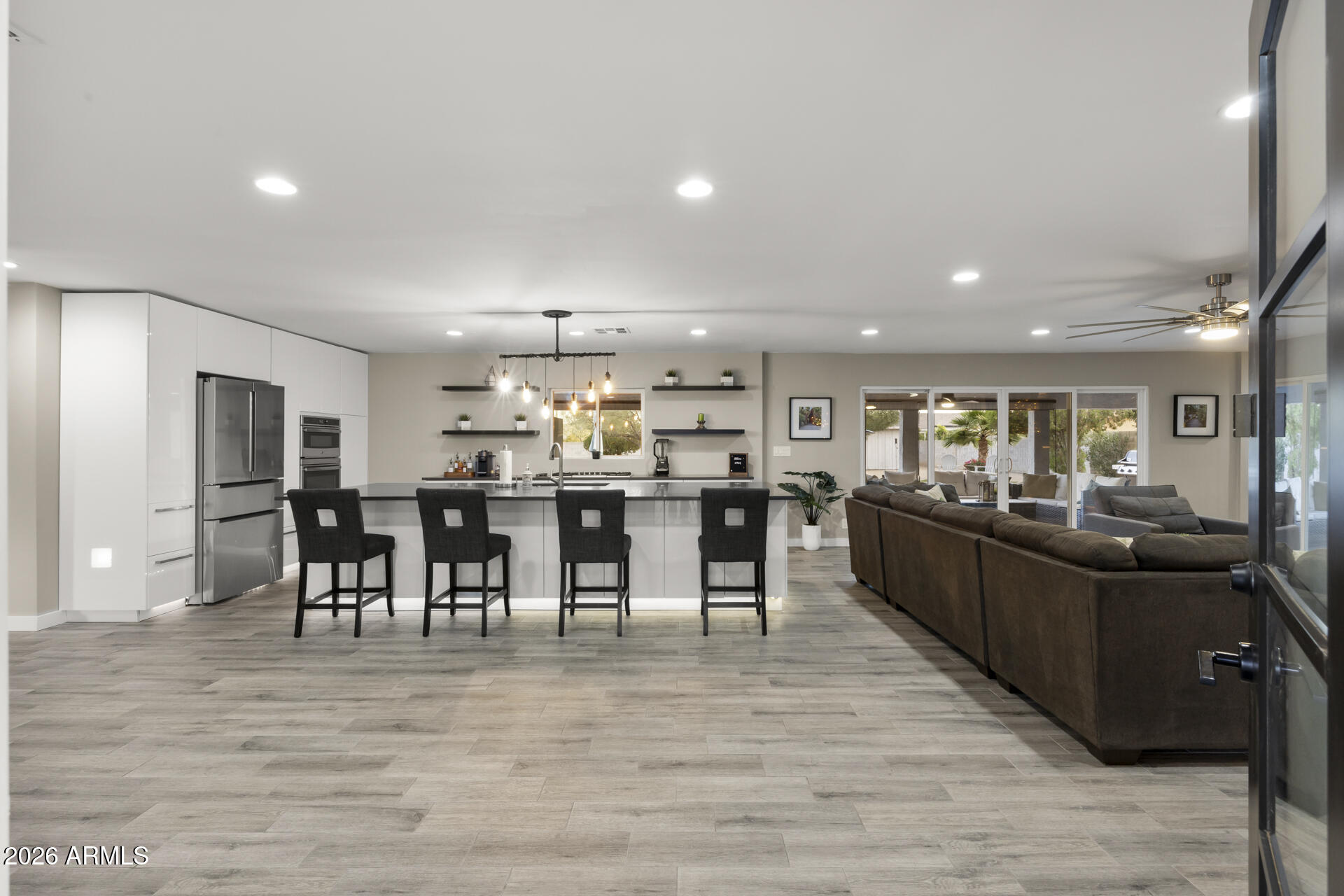 6421 E CORRINE Drive