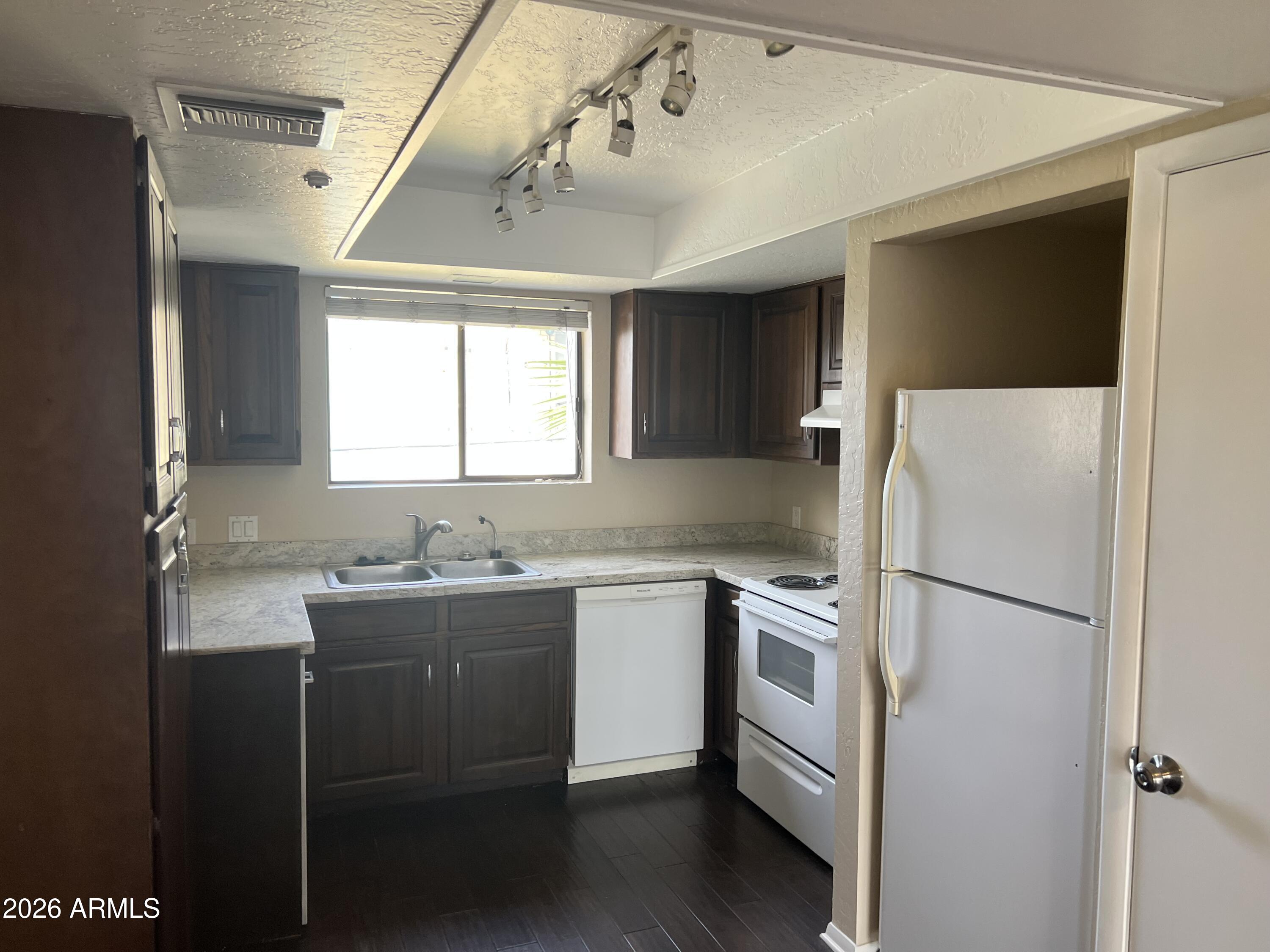 3652 N 70TH Street H