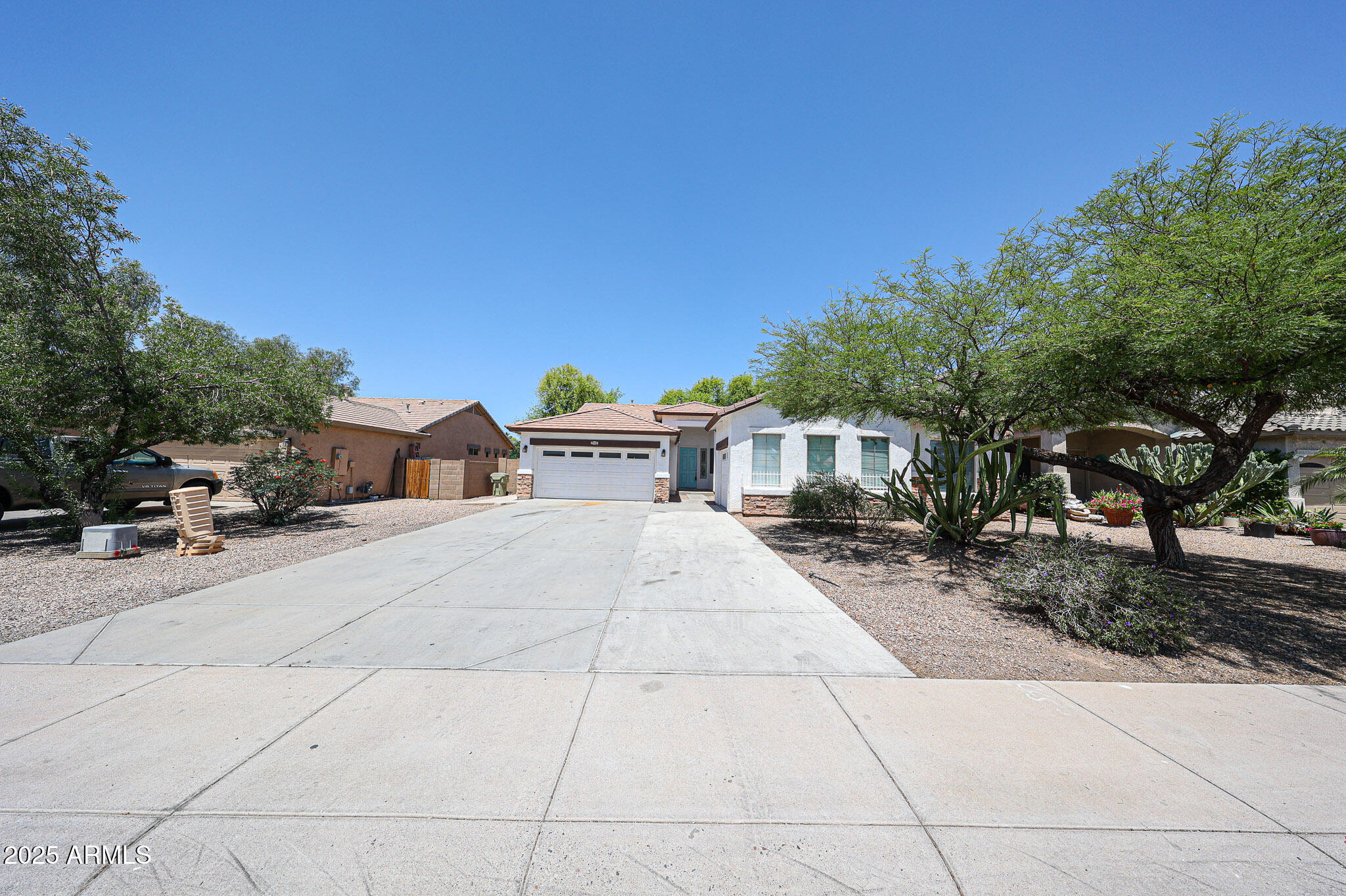 7126 W OCOTILLO Road