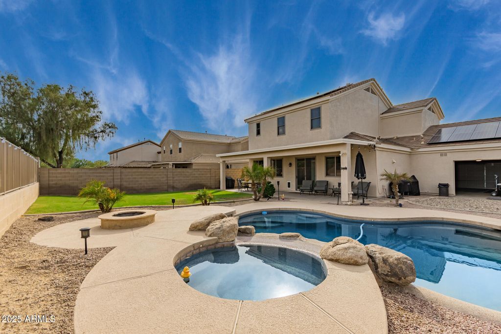 Photo of 7449 W Honeysuckle Drive, Peoria, AZ 85383 (MLS # 6922877)