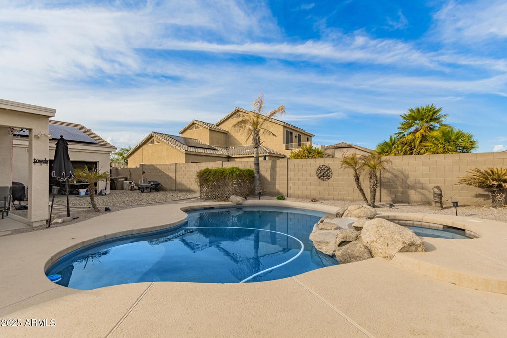 Photo of 7449 W Honeysuckle Drive, Peoria, AZ 85383 (MLS # 6922877)