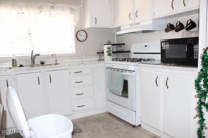 303 S Recker Road 8