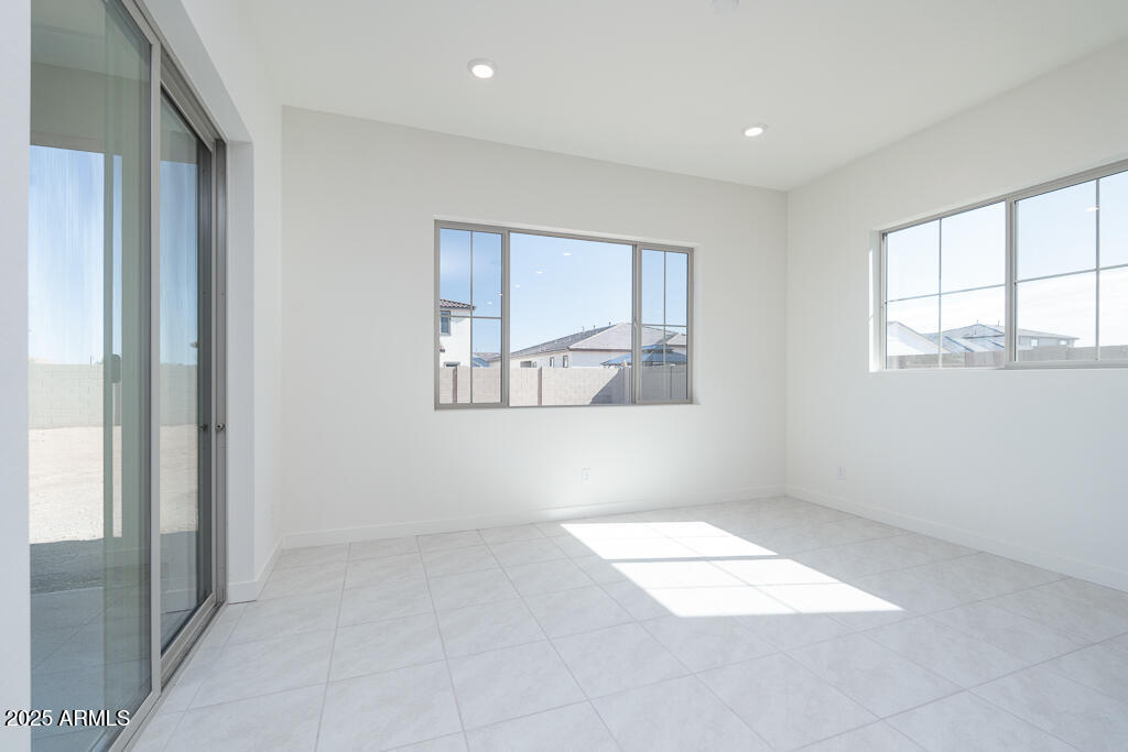 1224 E TONTO Drive