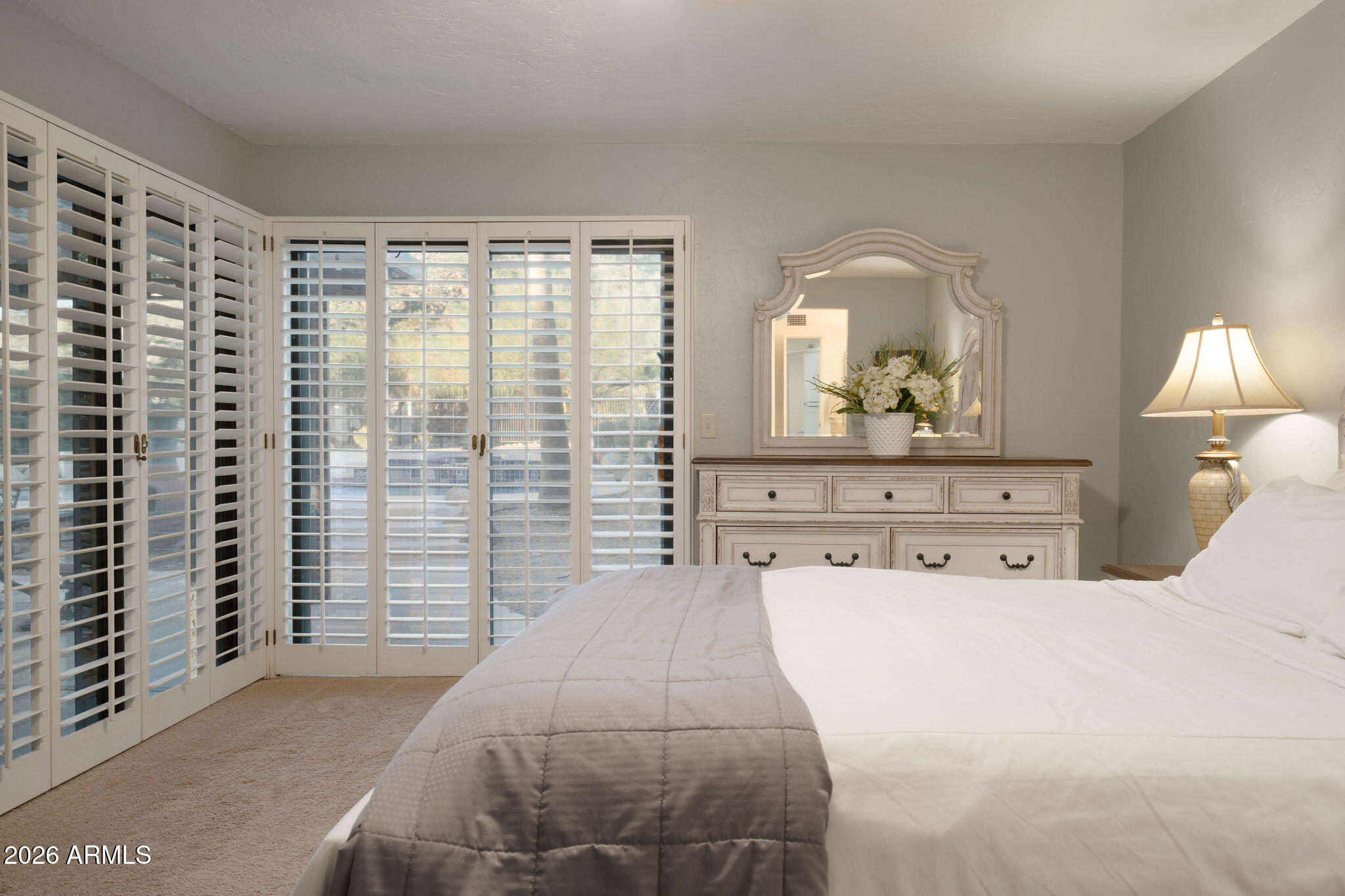 4621 E WINSTON Drive