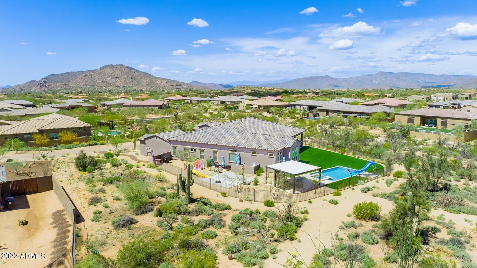 ANDALUZA - Residential