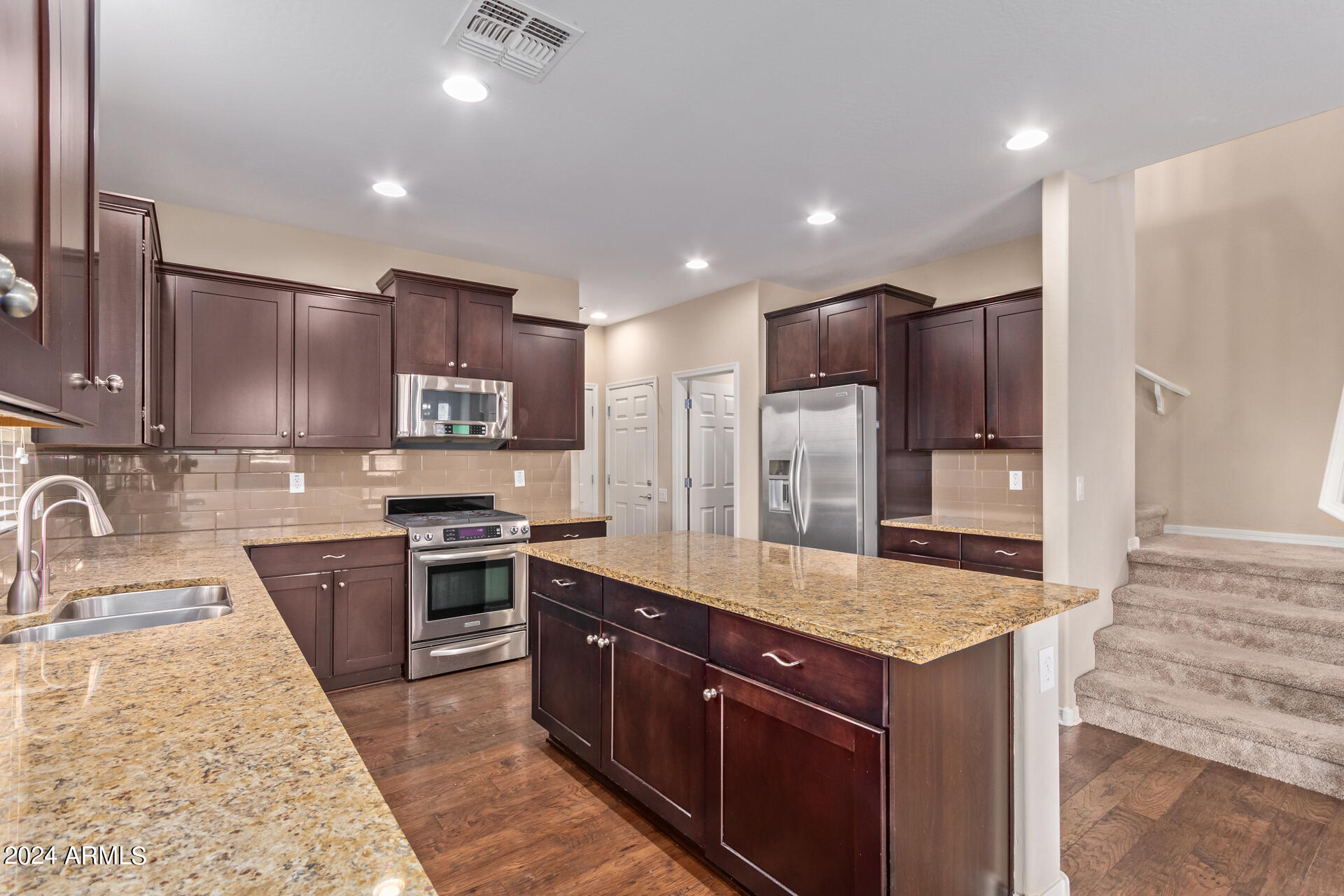 21244 N 36TH Place