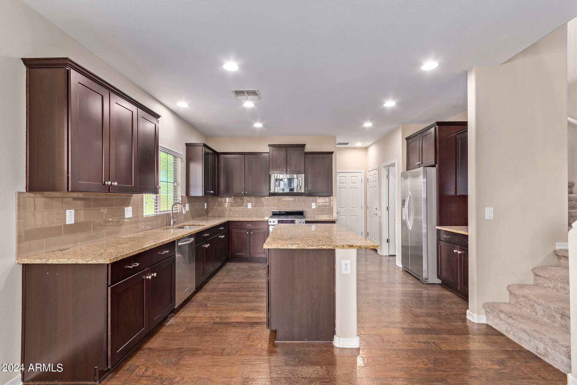 21244 N 36TH Place