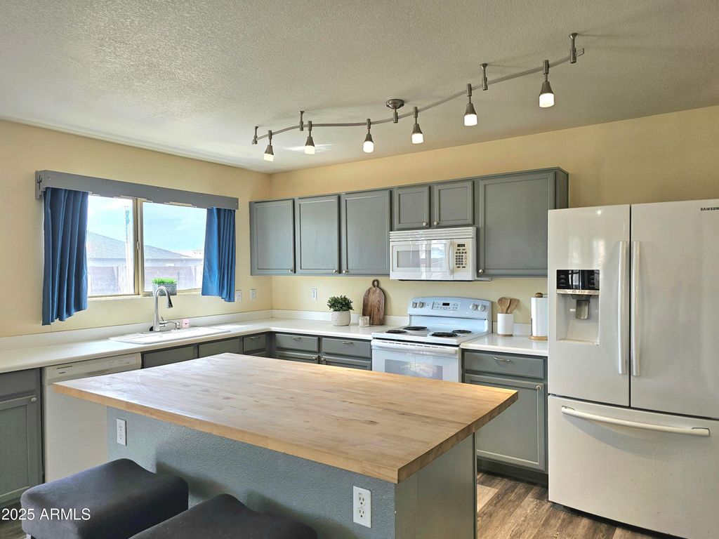Photo of 11943 W Delwood Drive, Arizona City, AZ 85123 (MLS # 6921971)