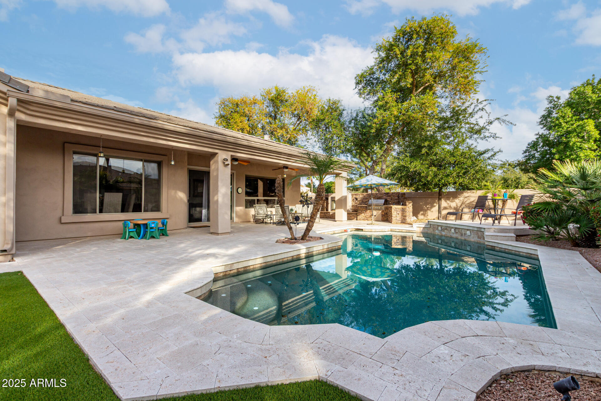 1711 W PRESCOTT Drive