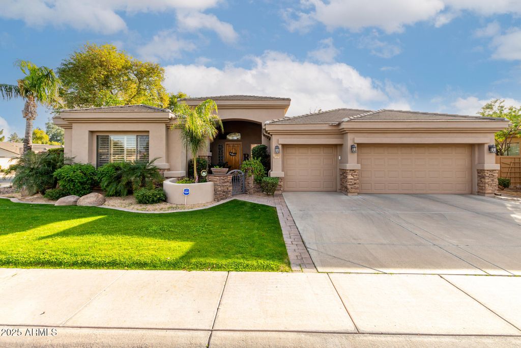Photo of 1711 W Prescott Drive, Chandler, AZ 85248 (MLS # 6962781)