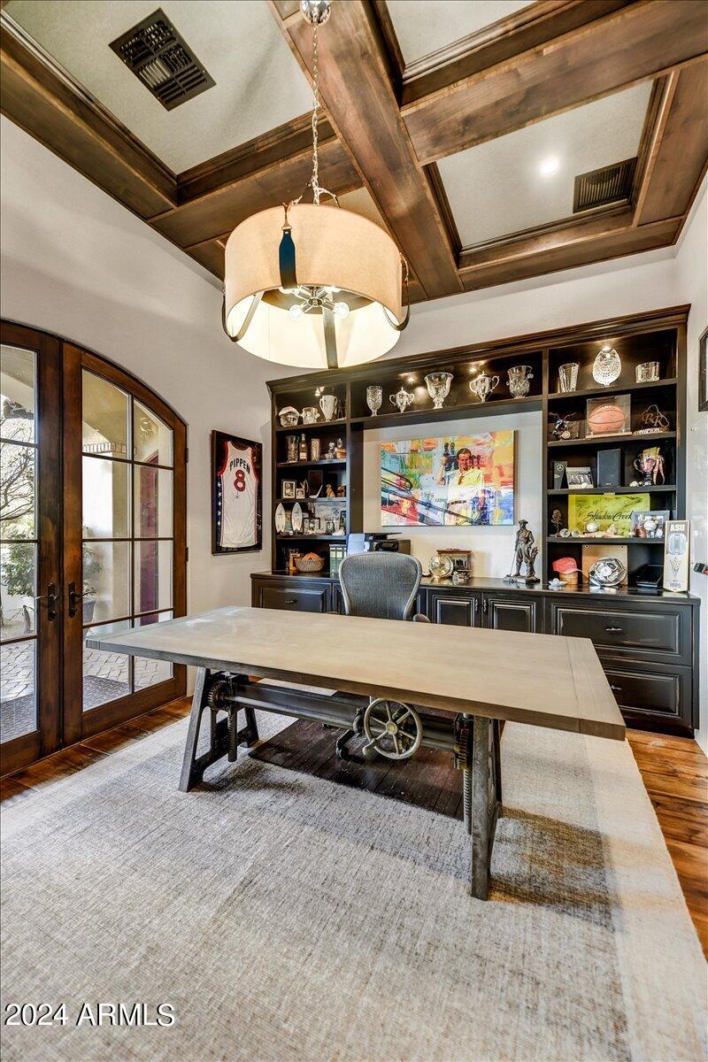 WHISPER ROCK - Residential