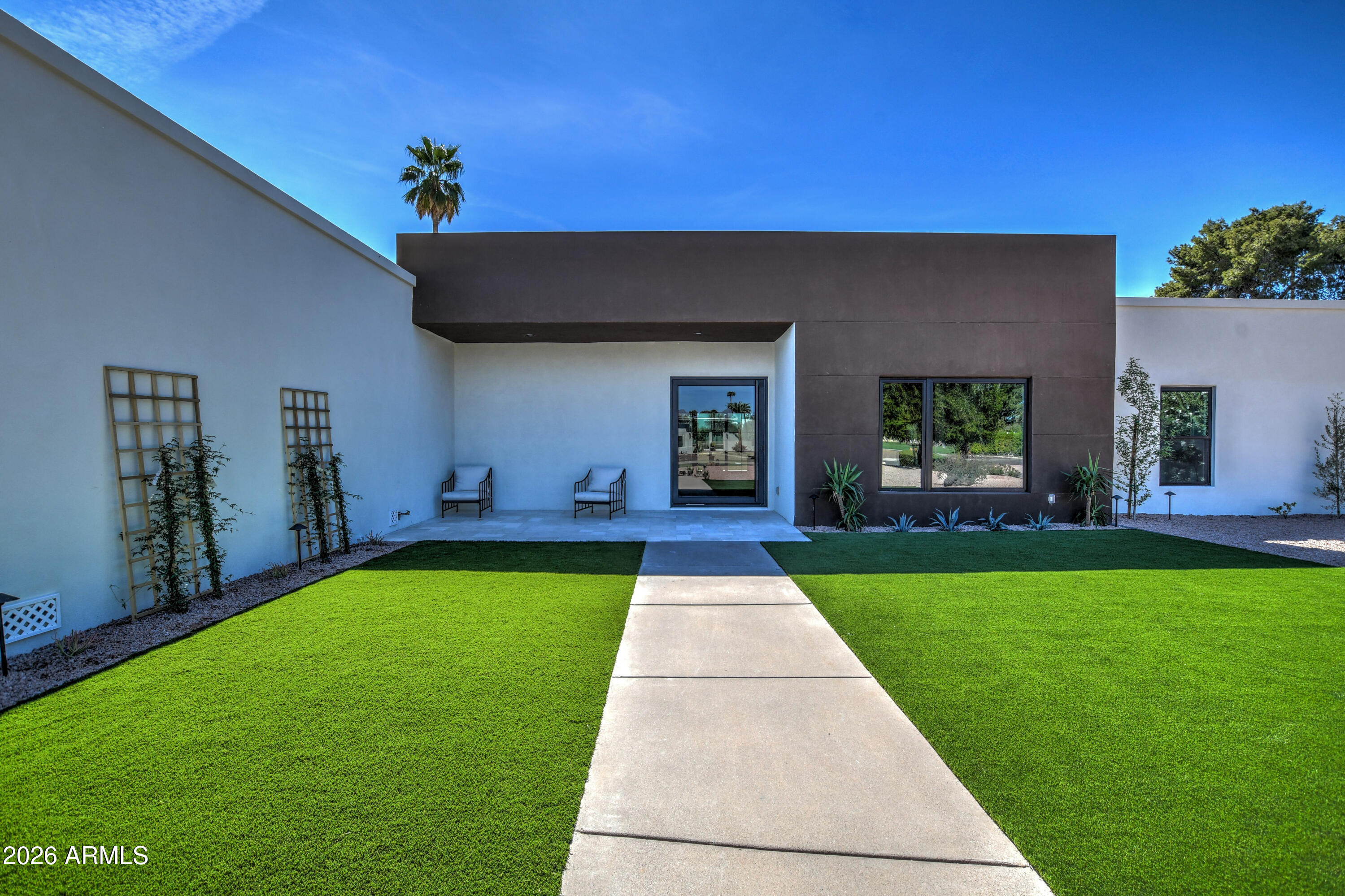 8341 E VIA DE LA GENTE --