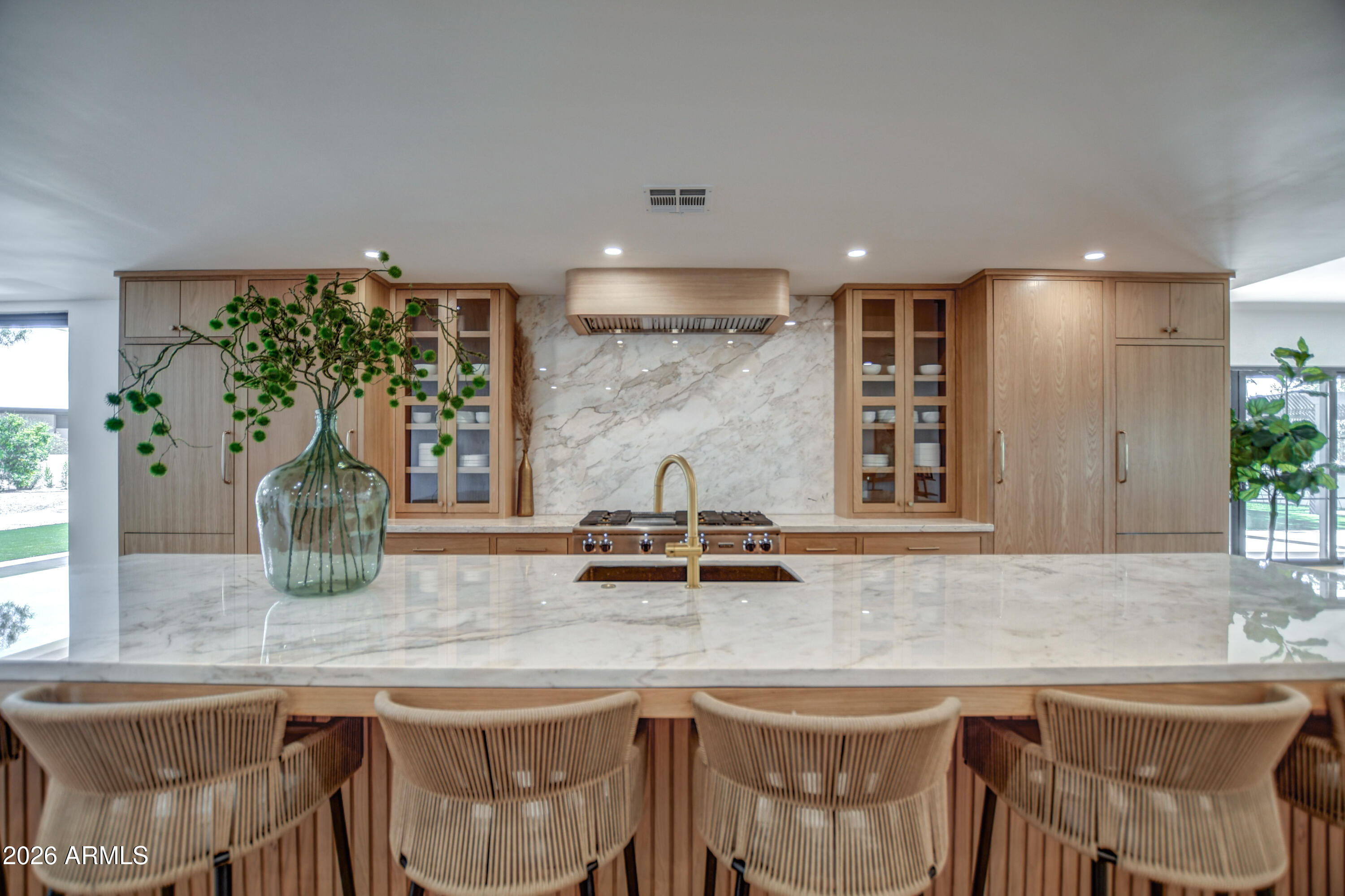 8341 E VIA DE LA GENTE --