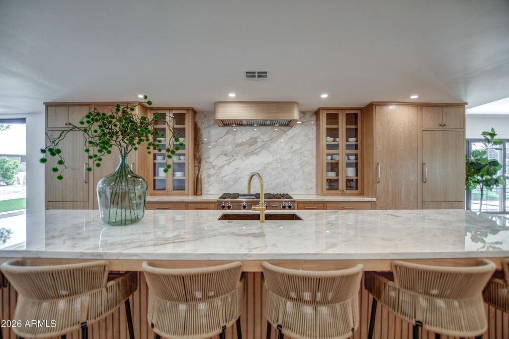 Photo of 8341 E Via De La Gente, Scottsdale, AZ 85258 (MLS # 7000017)