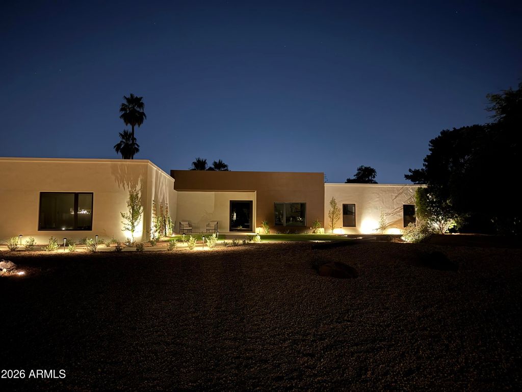 Photo of 8341 E Via De La Gente, Scottsdale, AZ 85258 (MLS # 7000017)