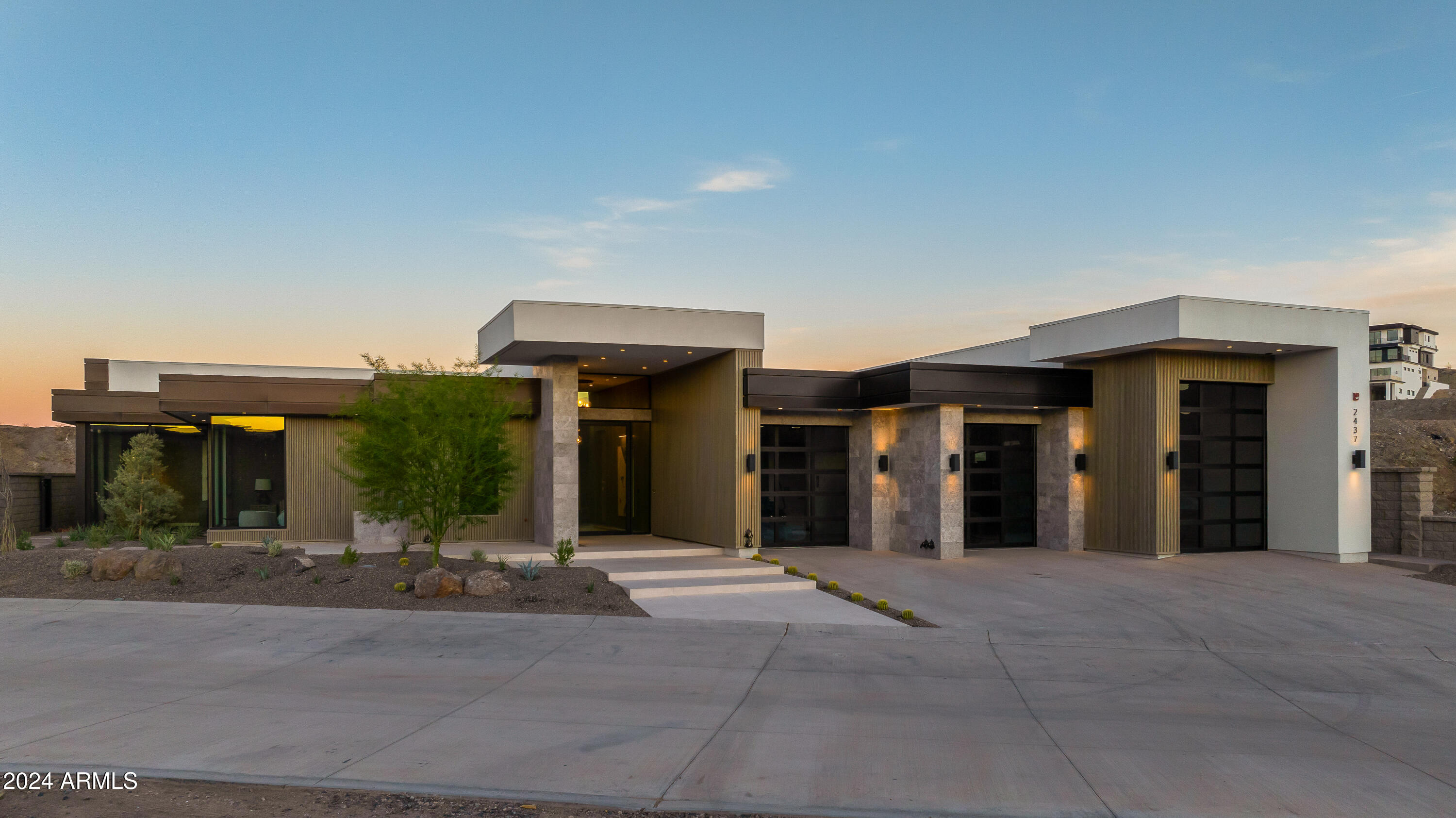 2437 Wren Cv Way