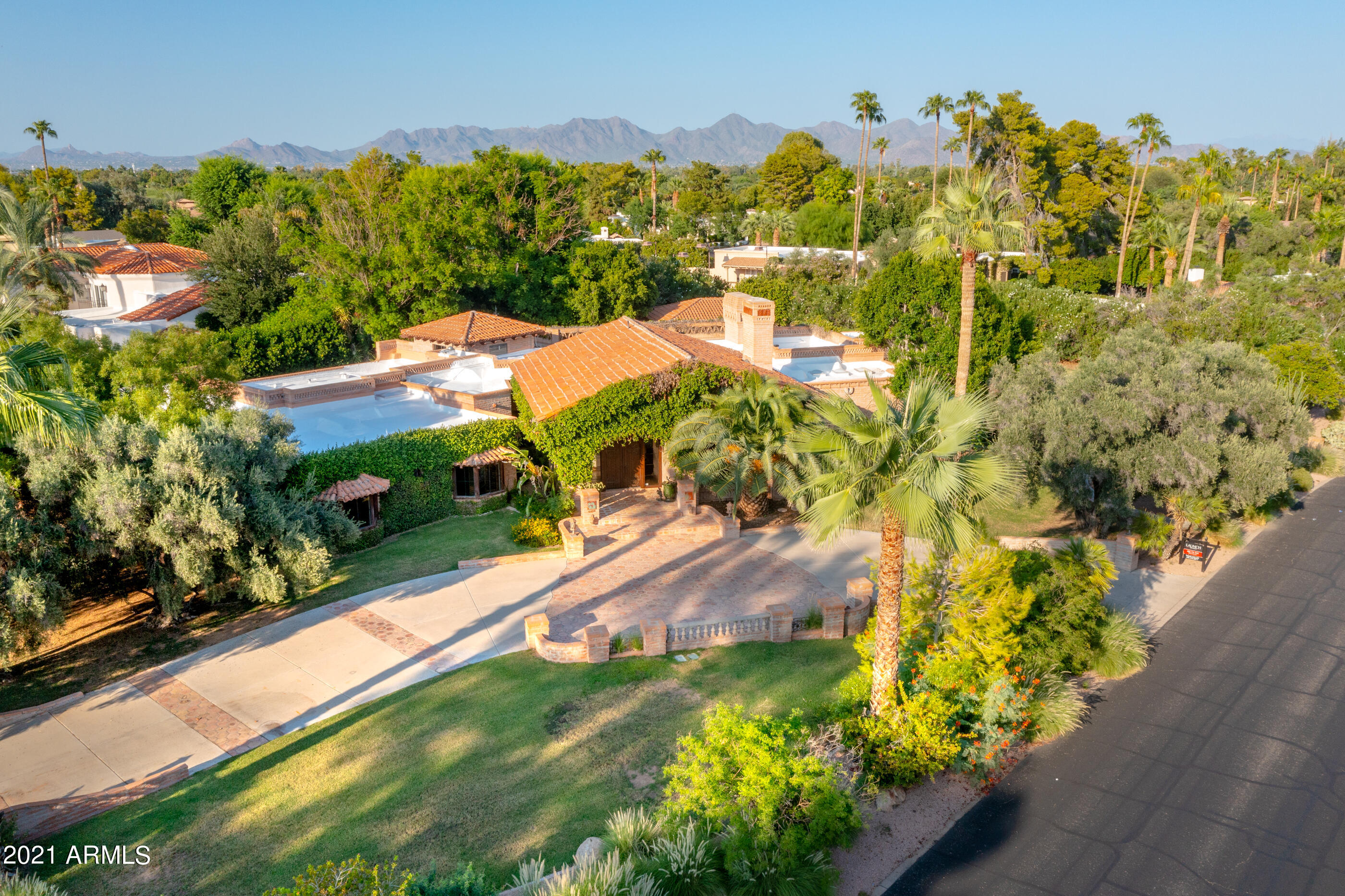 CAMELBACK COUNTRY CLUB ESTATES 6 - Residential