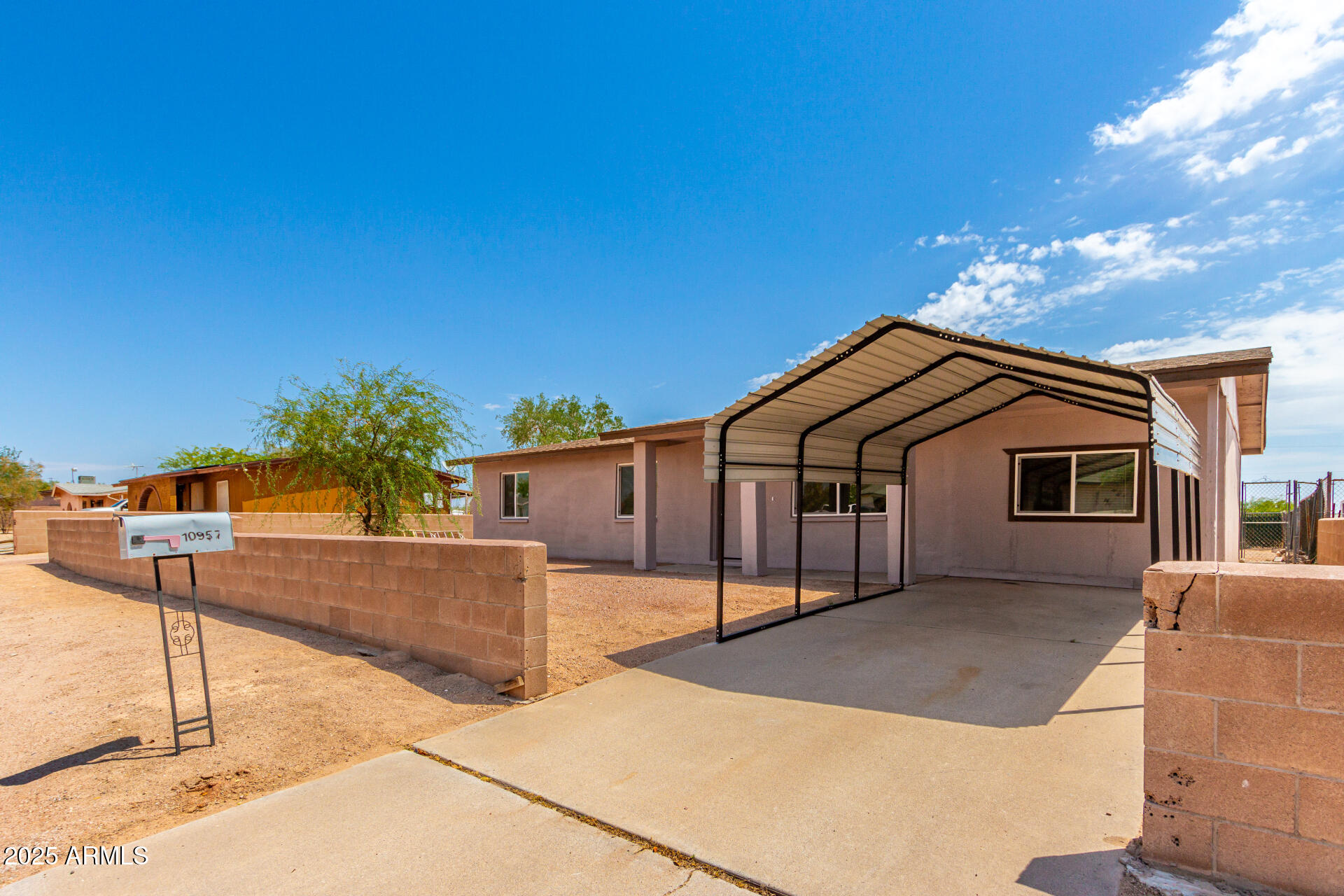 10957 N ARAPAHO Drive