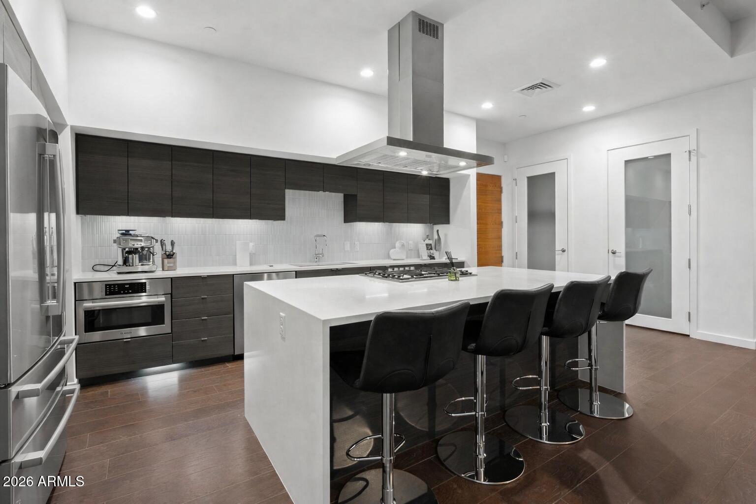 200 W PORTLAND Street 1417