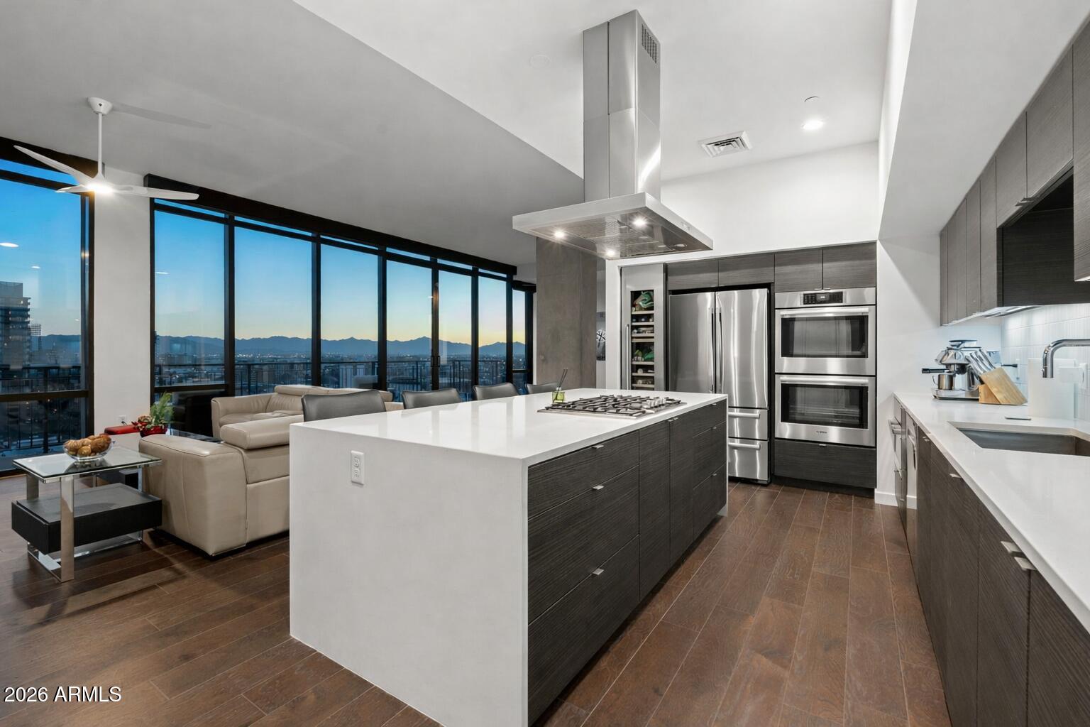 200 W PORTLAND Street 1417