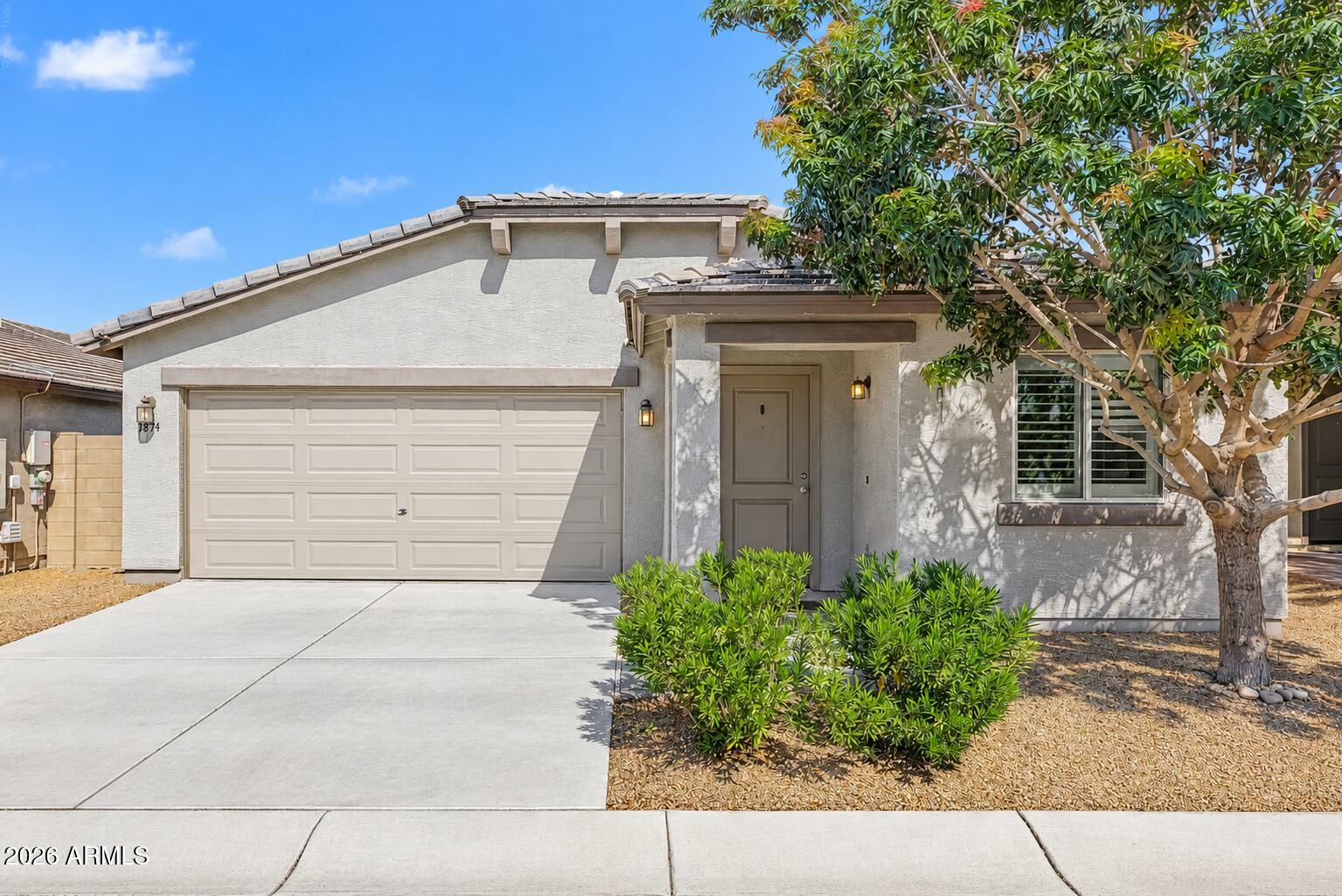 1874 W STAGECOACH Street