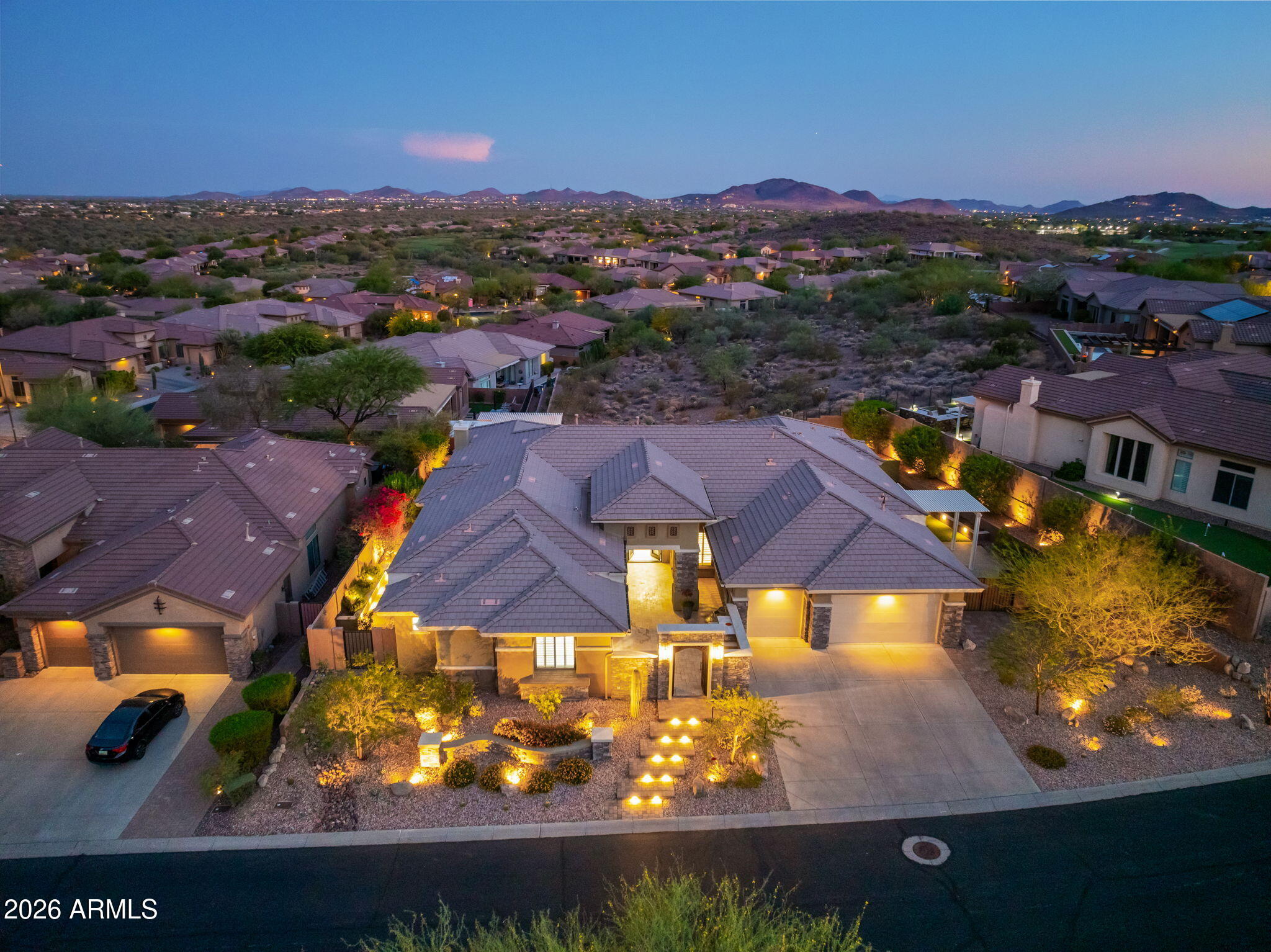 42139 N MOUNTAIN COVE Drive