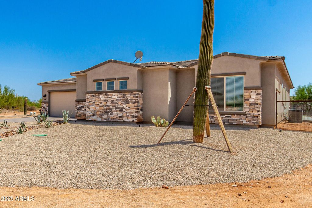 Photo of 13617 E Lucia Drive, Scottsdale, AZ 85262 (MLS # 6904535)